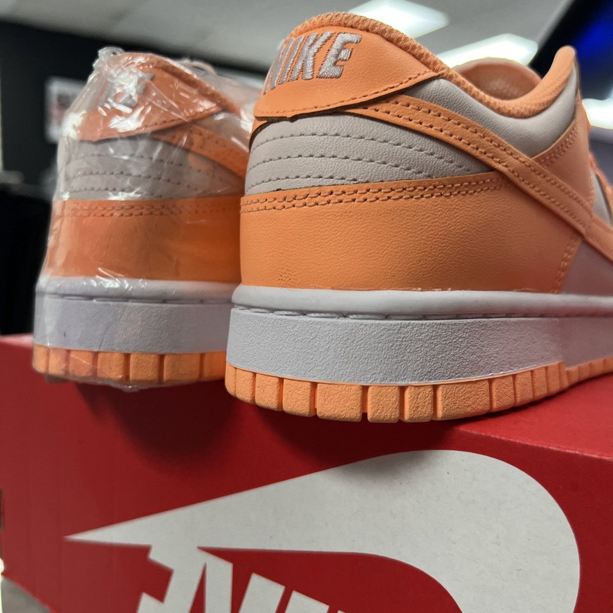 Nike Nike Dunk Low Peach Cream Size US 8.5 / IT 38.5 - 8 Thumbnail
