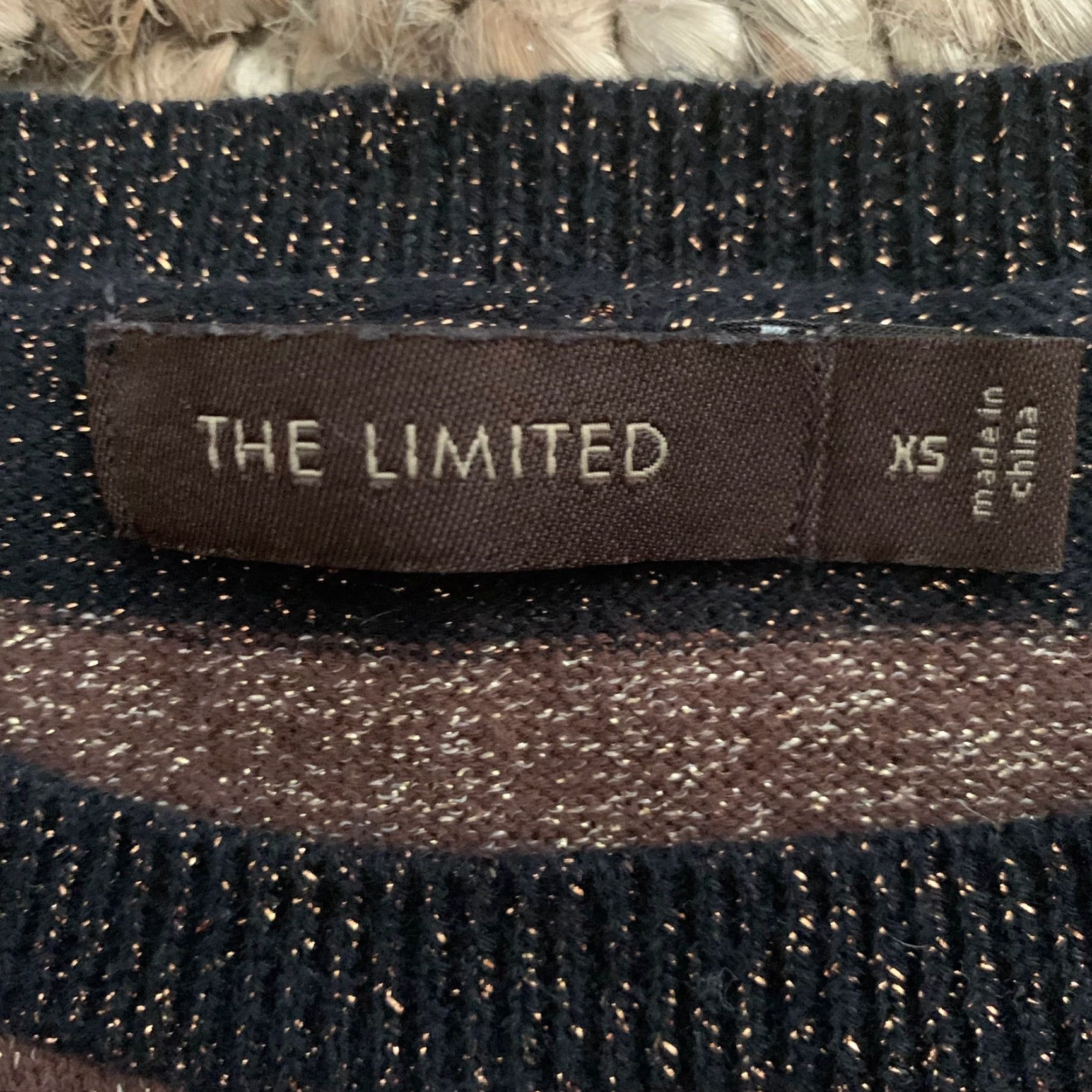 Vintage The Limited Sweater Womens XS Black Metallic Striped Pullover Lightweight Cotton Blend Knit Round Neck 3/4 Sleeve Womens Size XS / US 0-2 / IT 36-38 - 2 Thumbnail