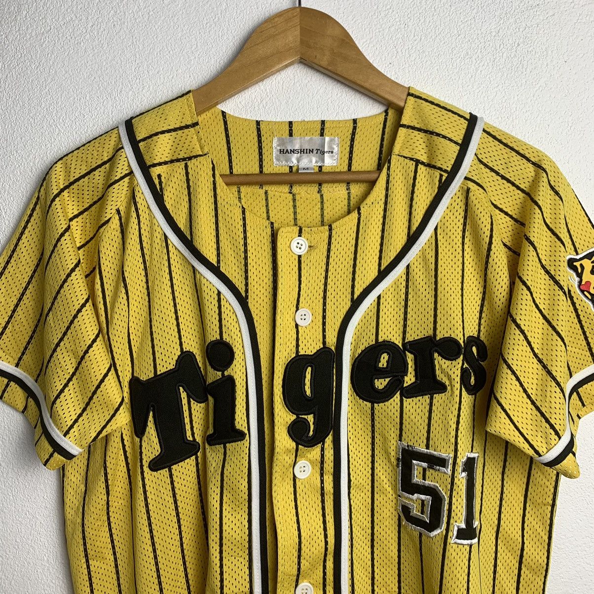 Japanese Brand × Vintage Vintage Hansin Tigers Baseball Jersey with Signature Size US M / EU 48-50 / 2 - 3 Thumbnail