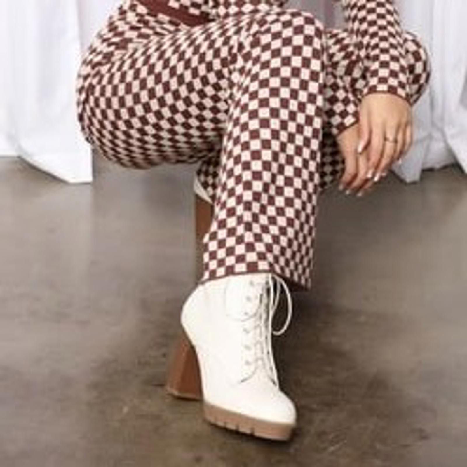 Fashion Nova Know Every Word Lug Sole Booties - Ivory Size US 9 / IT 39 - 1 Preview