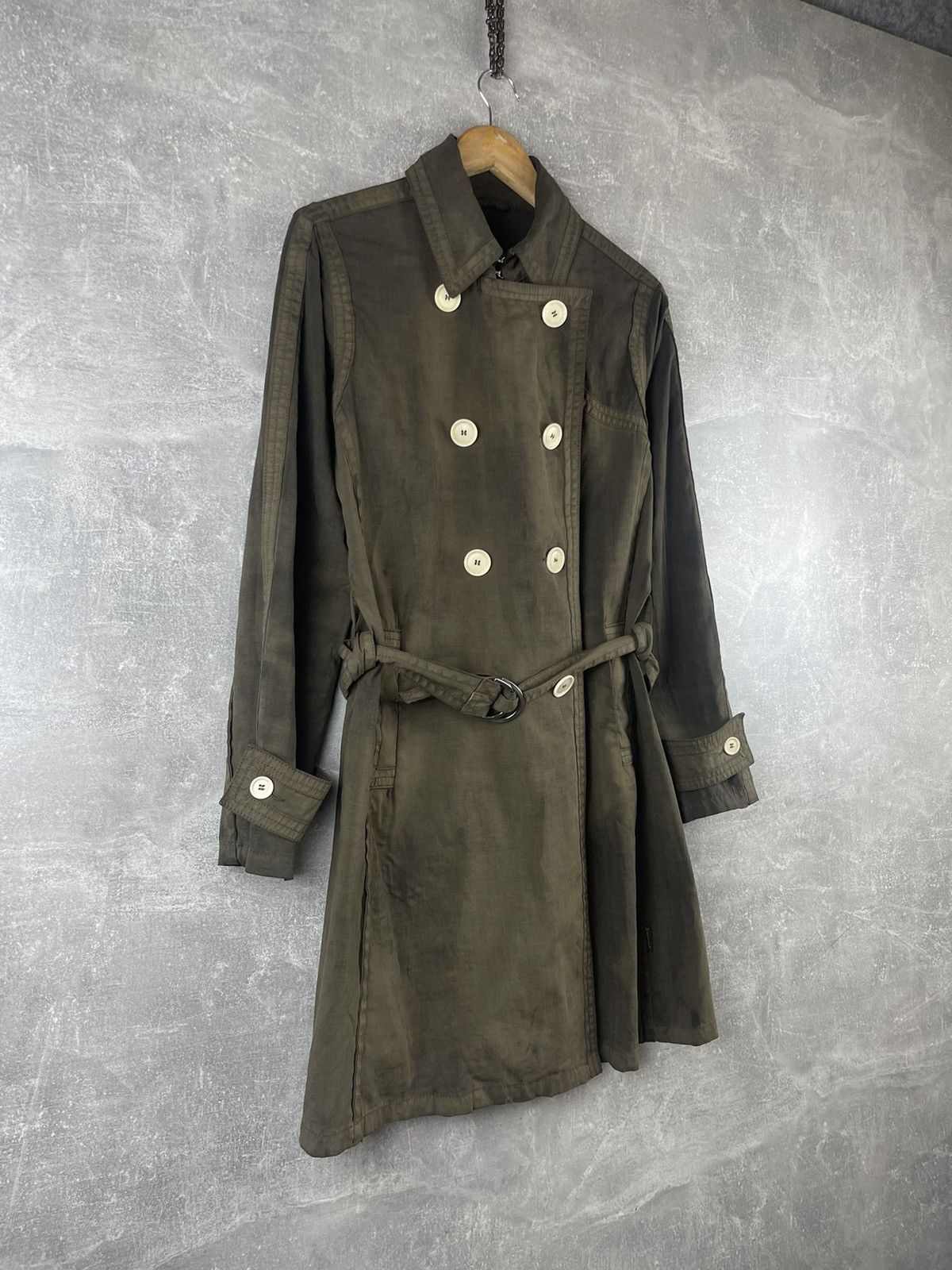 Moncler Moncler Double Breasted Waxed Olive Green Belted Trench Coat Size S / US 4 / IT 40 - 3 Thumbnail