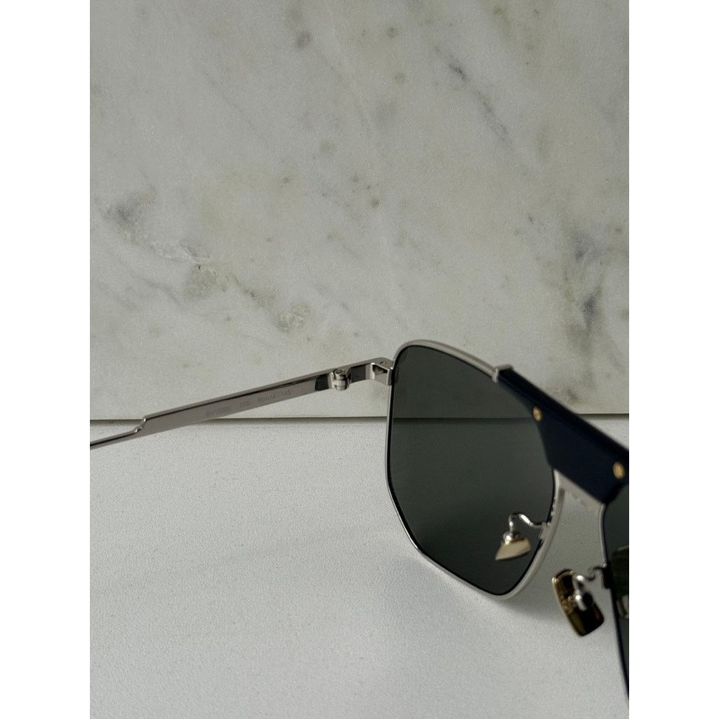 NEW Bottega Veneta BV1036S 008 Silver Aviator Sunglasses