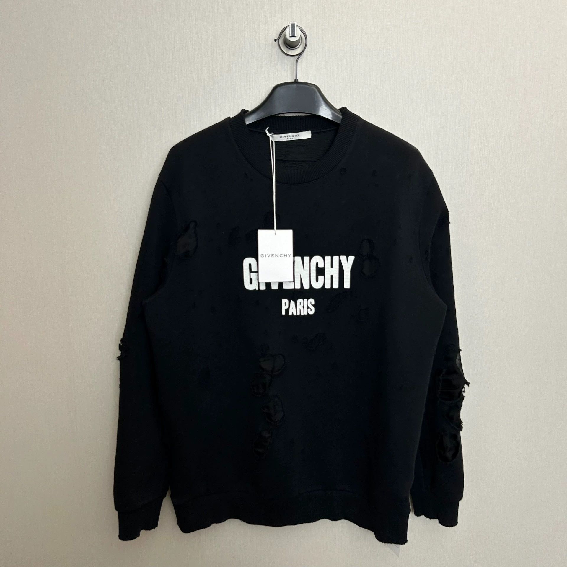 Givenchy givenchy distressed black sweatshirt size L Size US L / EU 52-54 / 3 - 1 Thumbnail