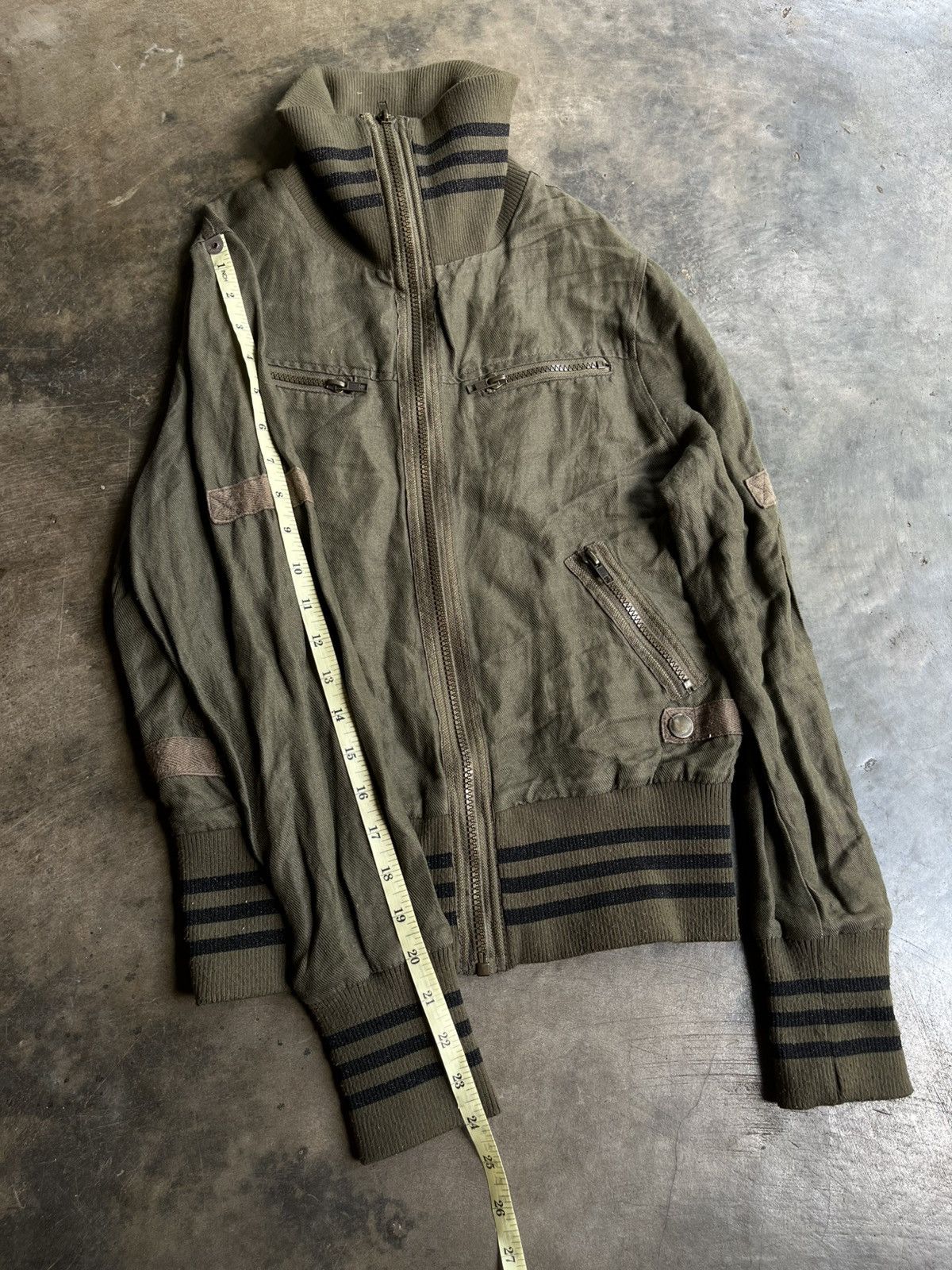Isamu Katayama Backlash JAPANESE 2000’s LAZY DAISY TRACK JACKET MILITARY Size US S / EU 44-46 / 1 - 13 Thumbnail