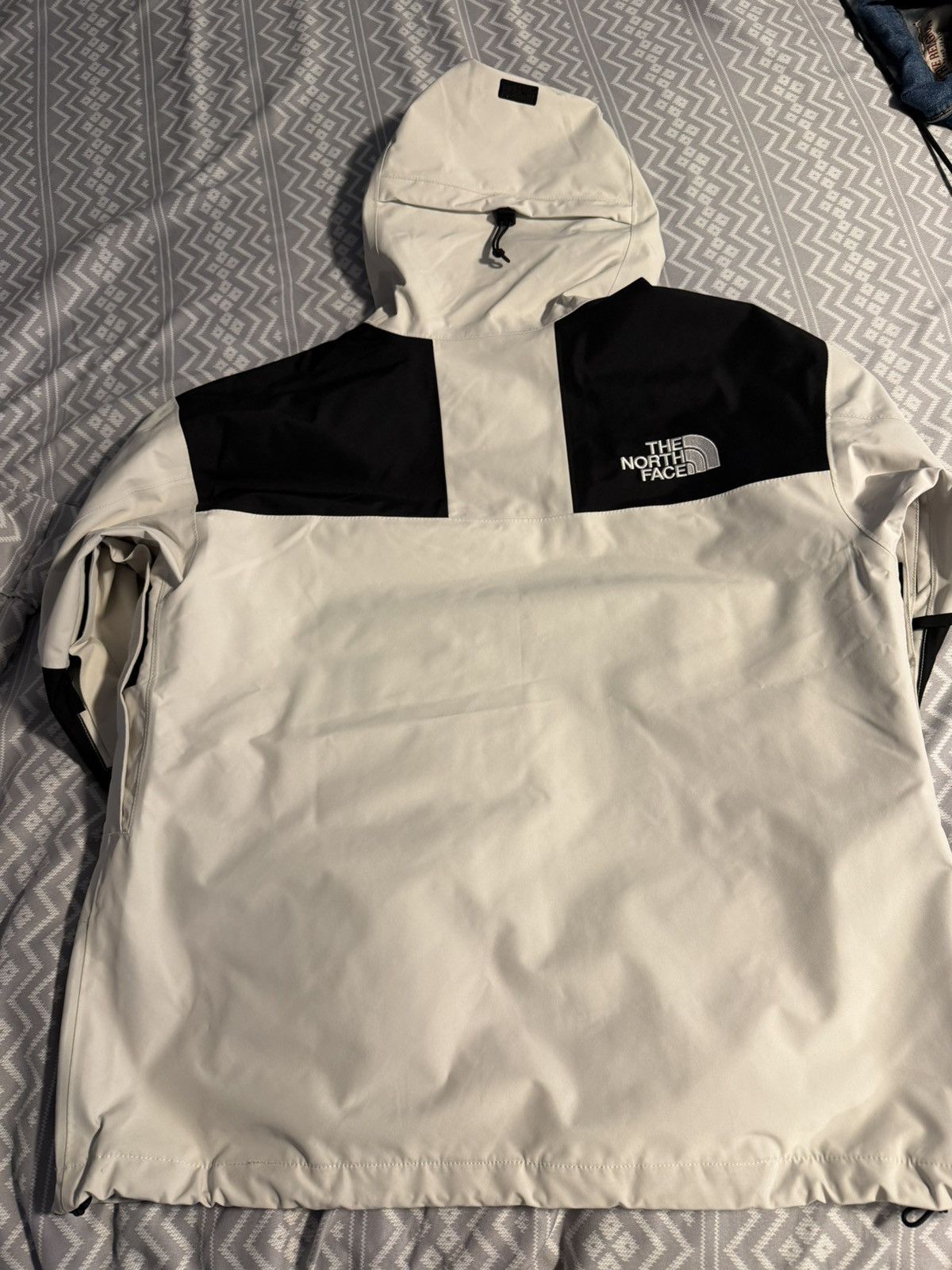 The North Face North Face Men’s GORE-TEX GTX Mountain Jacket - White/Black Size US M / EU 48-50 / 2 - 2 Thumbnail