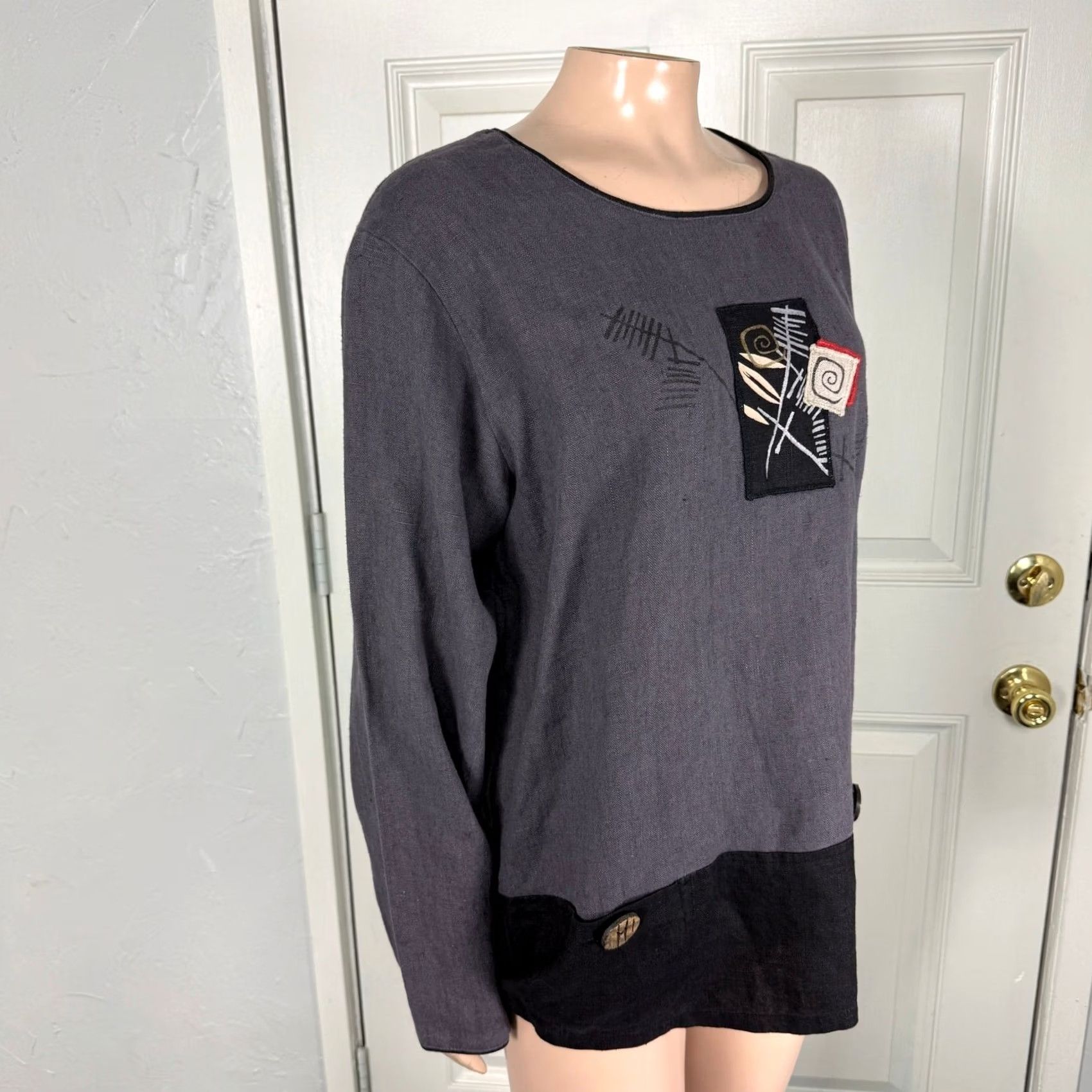 Vintage VINTAGE Fenini Women's Shirt L Linen Lagenlook Top Painted Boho Gray L/S Crew Neck Pullover Art to Wear Basic Casual Size L / US 10 / IT 46 - 5 Thumbnail
