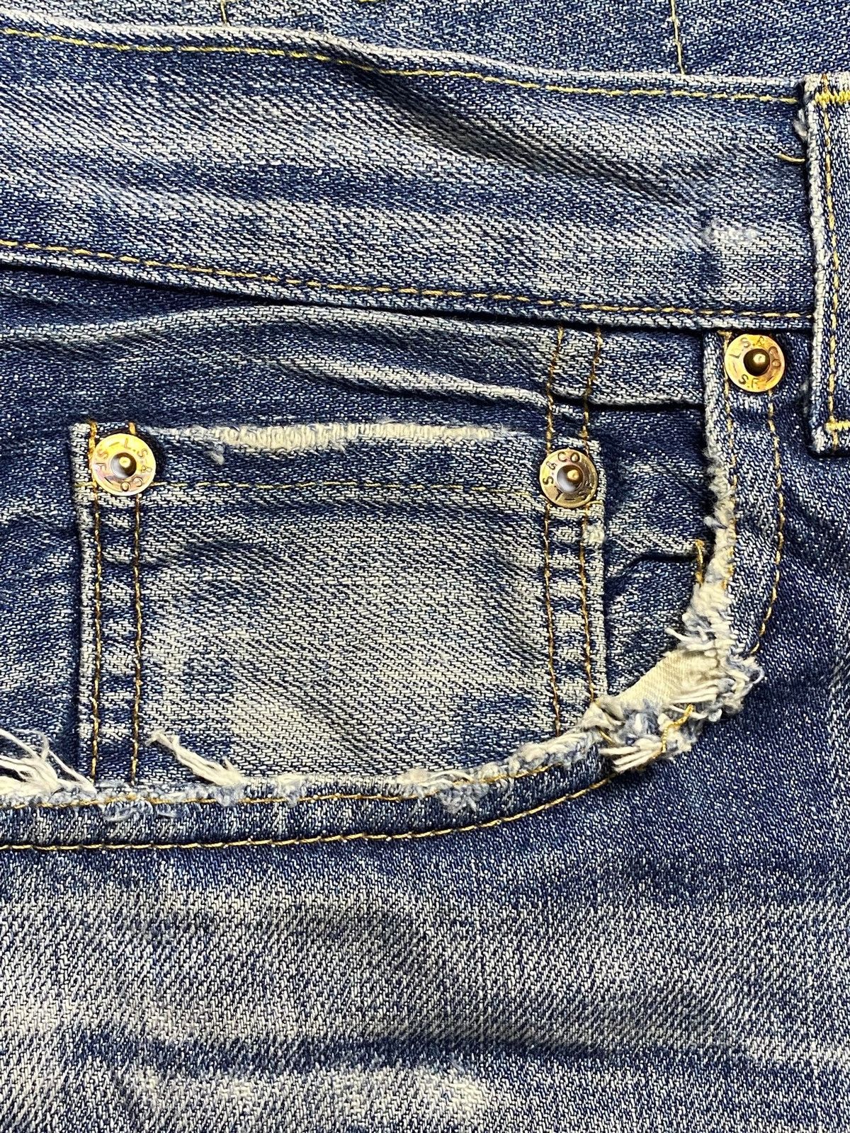 Levi's Levis 503 Big E 70s Selvedge Talon Zip Jeans Size US 32 / EU 48 - 10 Thumbnail