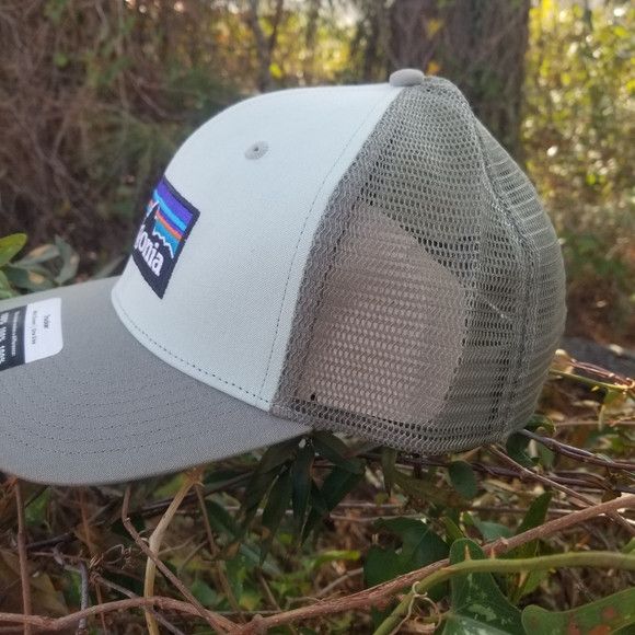 Patagonia Patagonia P-6 Logo Trucker Hat Tea Green NEW UNISEX Size ONE SIZE - 4 Thumbnail