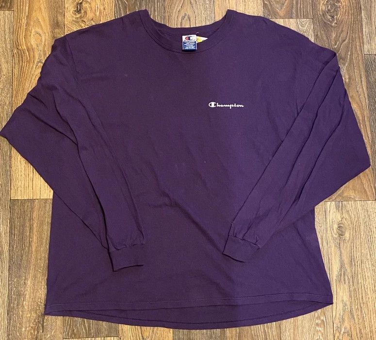 Champion VTG Champion Script Purple L/S Size US XXL / EU 58 / 5 - 1 Thumbnail