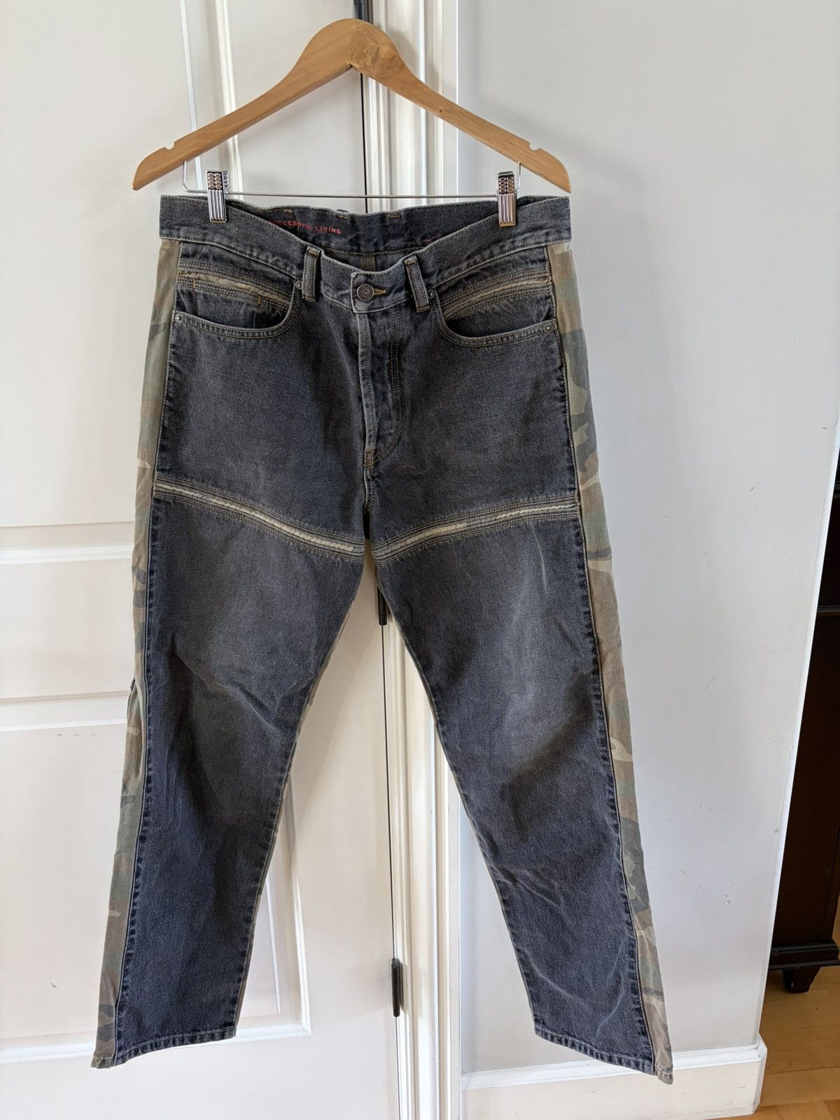 Diesel Diesel Black & Camo Strip Denim Size US 32 / EU 48 - 1 Thumbnail