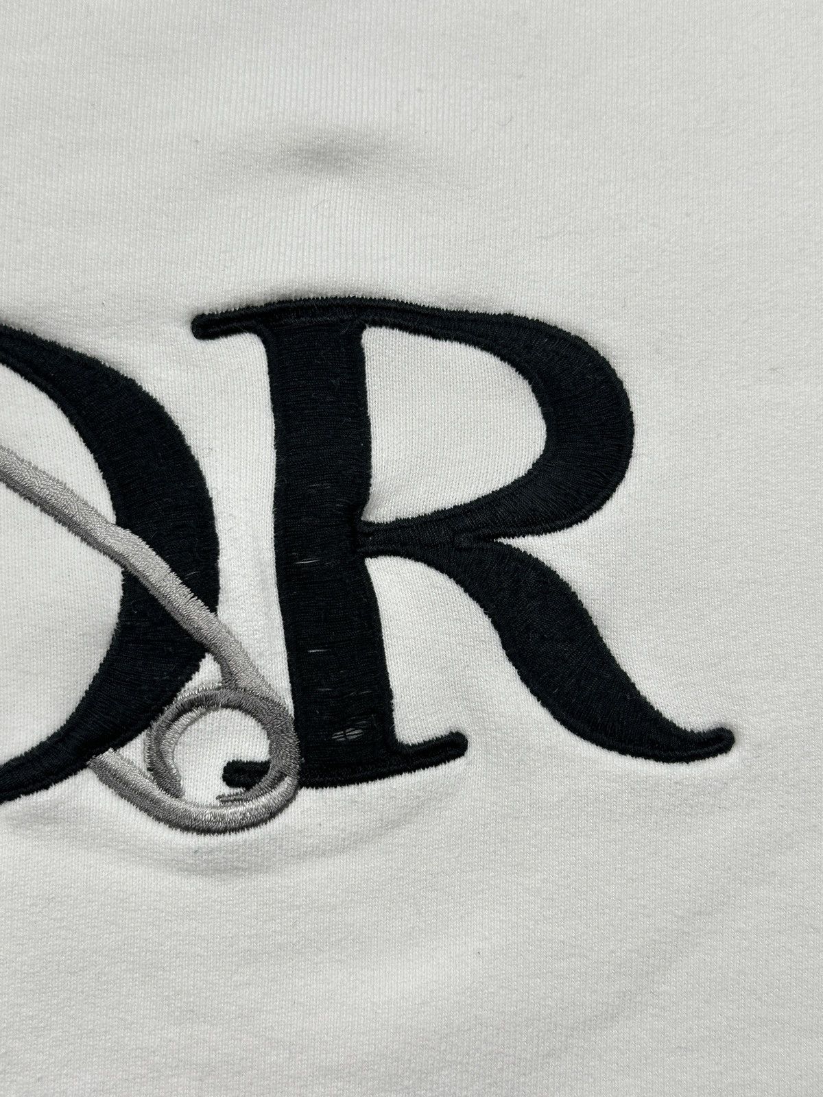 Dior Dior Safety Pin Embroidered Logo Sweatshirt White Lux Fleece Size US L / EU 52-54 / 3 - 15 Thumbnail