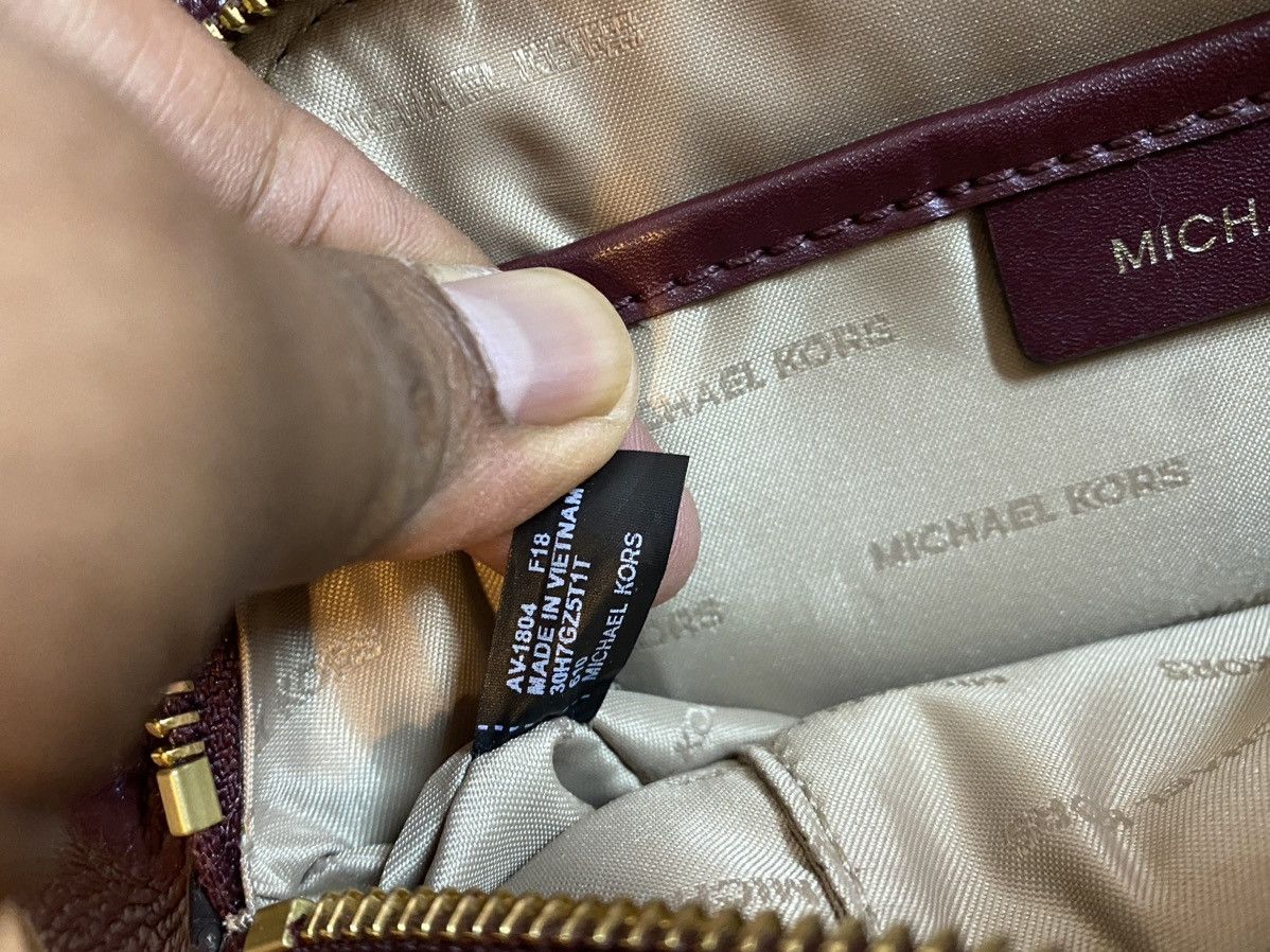 Michael Kors MICHAEL KORS MERCER GALLERY MEDIUM LEATHER SATCHEL - OXBLOOD Size ONE SIZE - 11 Thumbnail