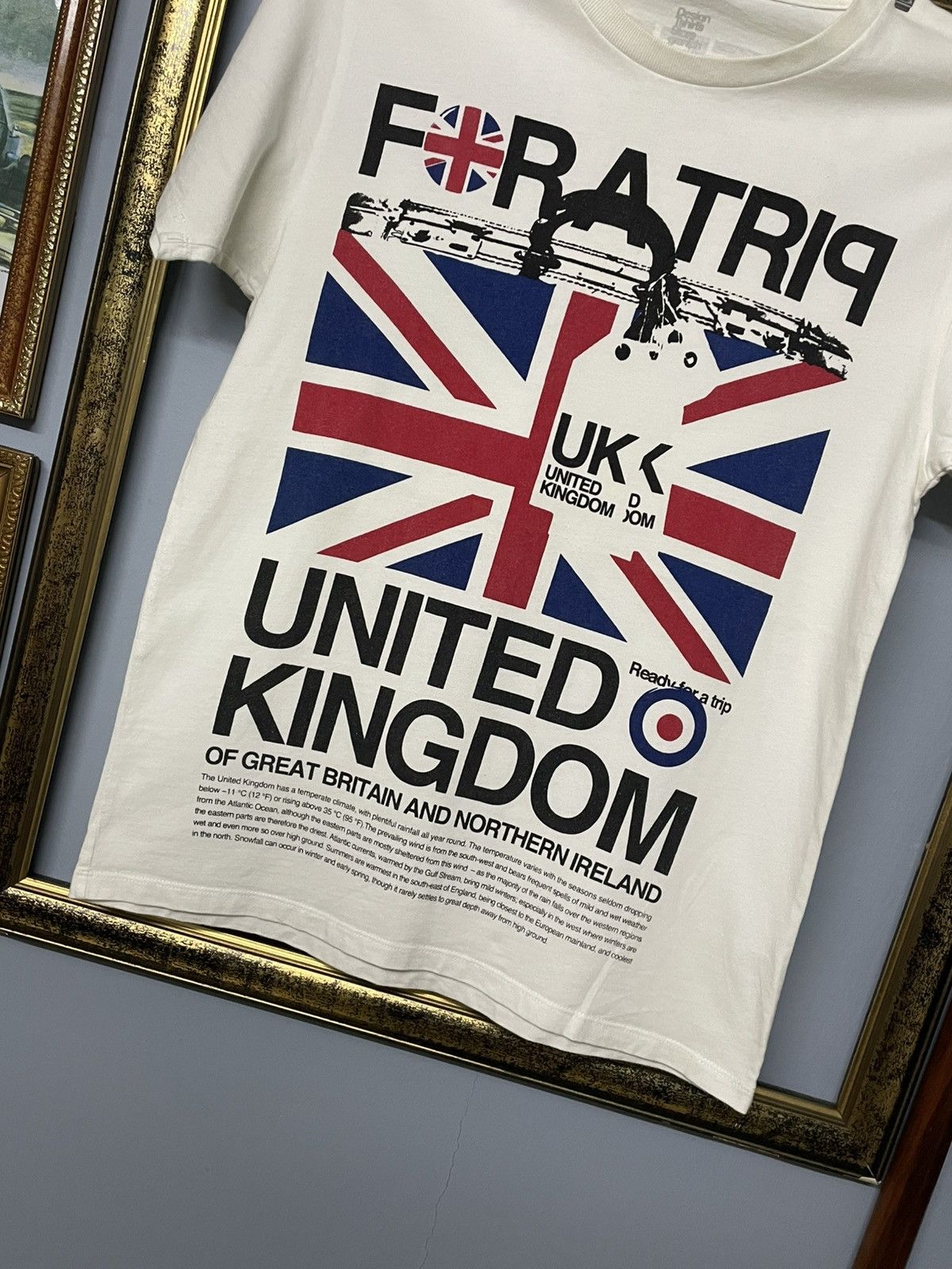 Designer × Japanese Brand × Vintage Vintage Designer Graniph Ready For Trip Great Britain Tshirt Size US S / EU 44-46 / 1 - 3 Thumbnail