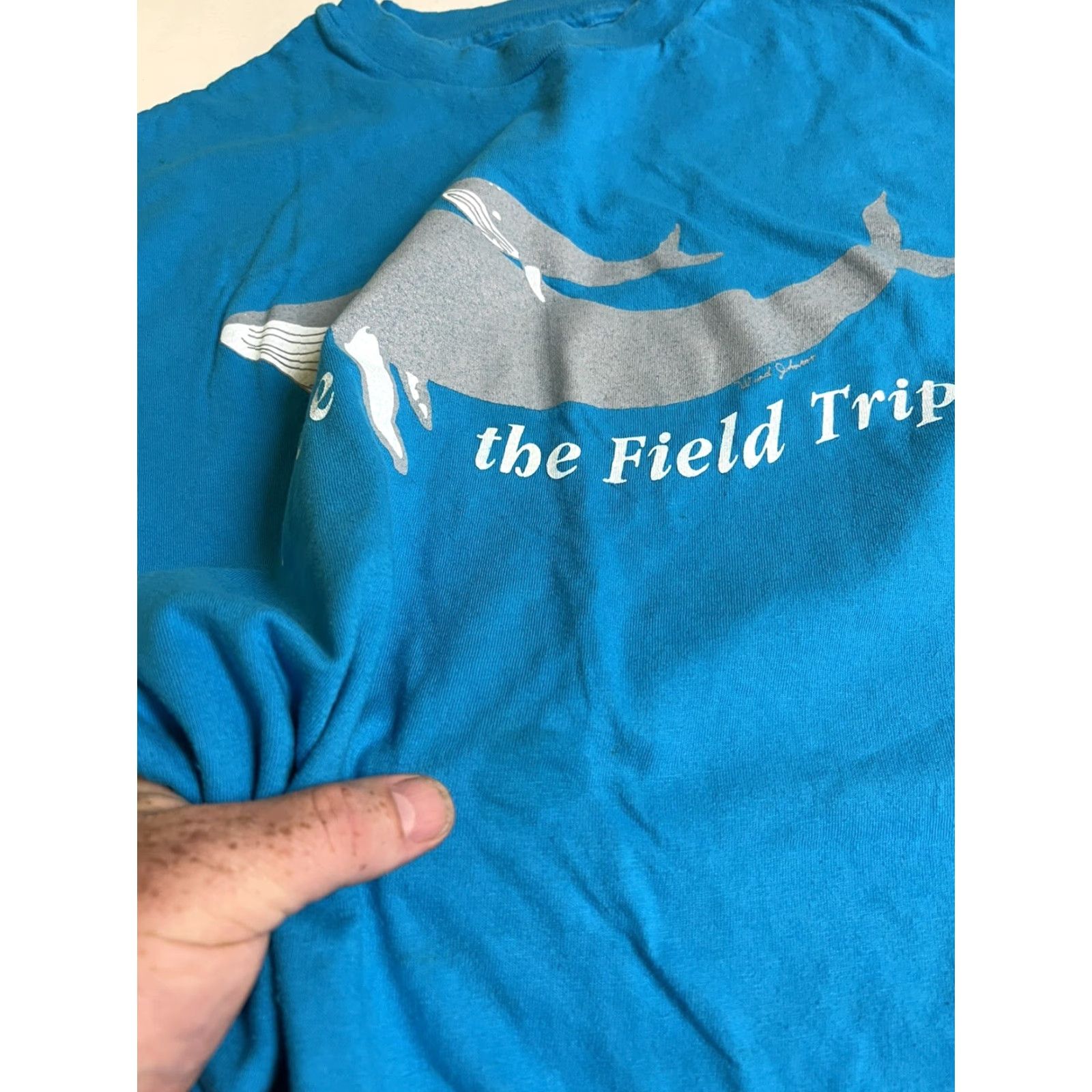 Hanes VINTAGE Hanes T-Shirt XL Blue Stitch Crew Neck Short Sleeve Men Graphi c Save the Field Trips Whales Size US XL / EU 56 / 4 - 3 Thumbnail
