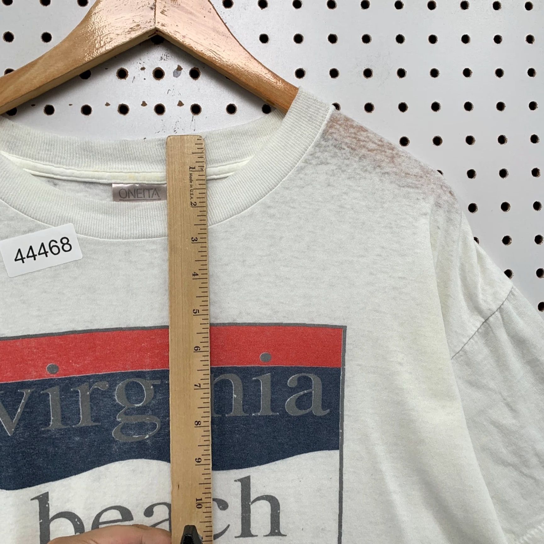 Vintage VINTAGE Oneita Shirt Mens Large White 90s Virginia Beach USA Single Stitch Size US L / EU 52-54 / 3 - 6 Thumbnail