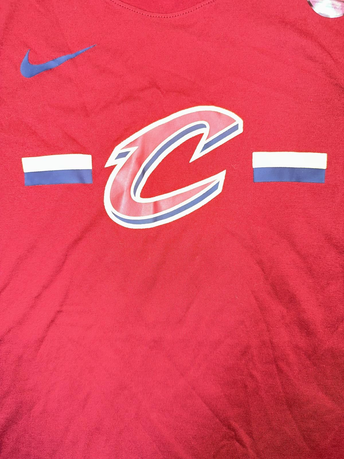 Nike Nike Big Kid’s (Boy’s) Cleveland Cavaliers Dri-Fit NBA T-Shirt Size US XXS / EU 40 - 3 Thumbnail