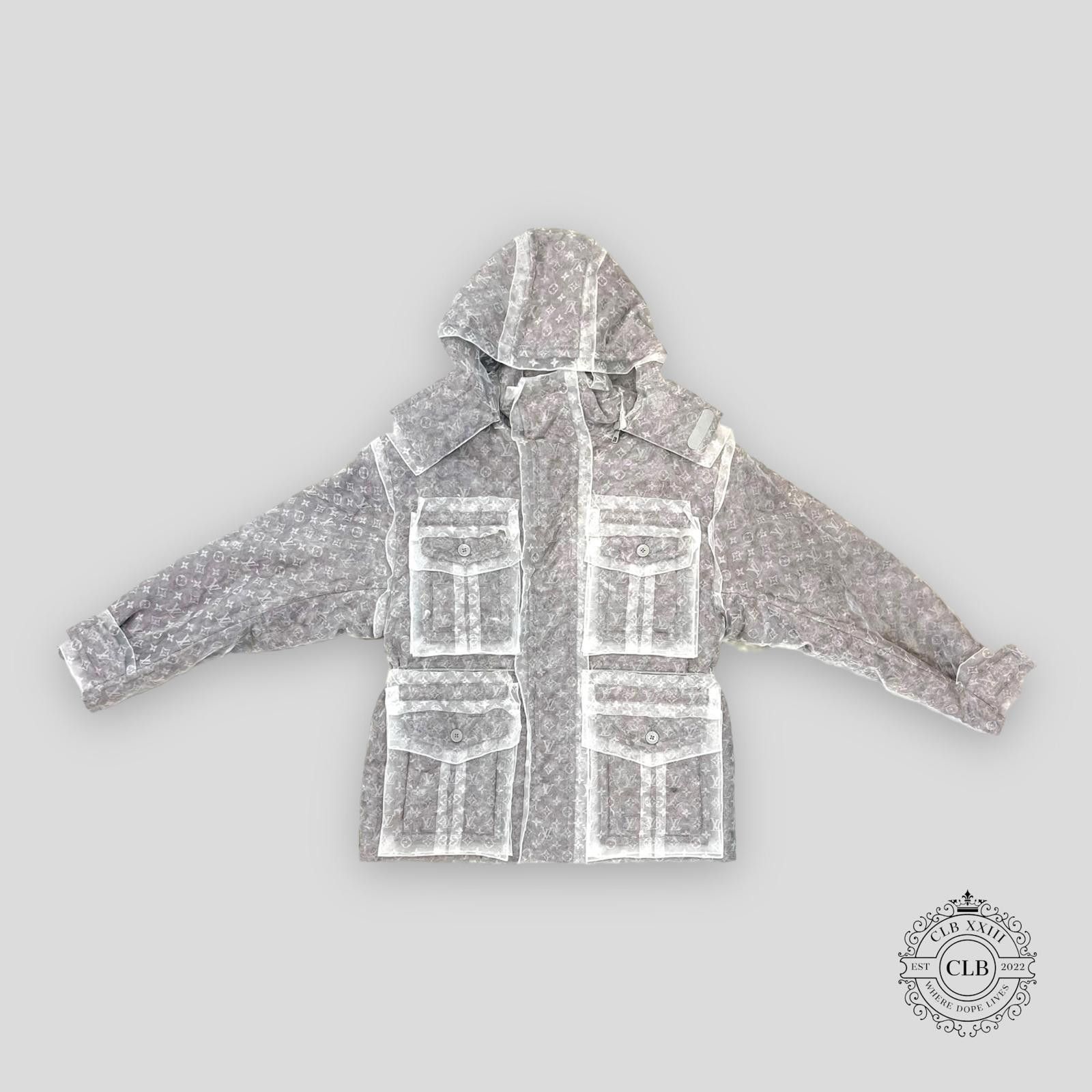 Louis Vuitton LOUIS VUITTON MONOGRAM ORGANZA PADDED PARKA - GREY Size US M / EU 48-50 / 2 - 1 Thumbnail