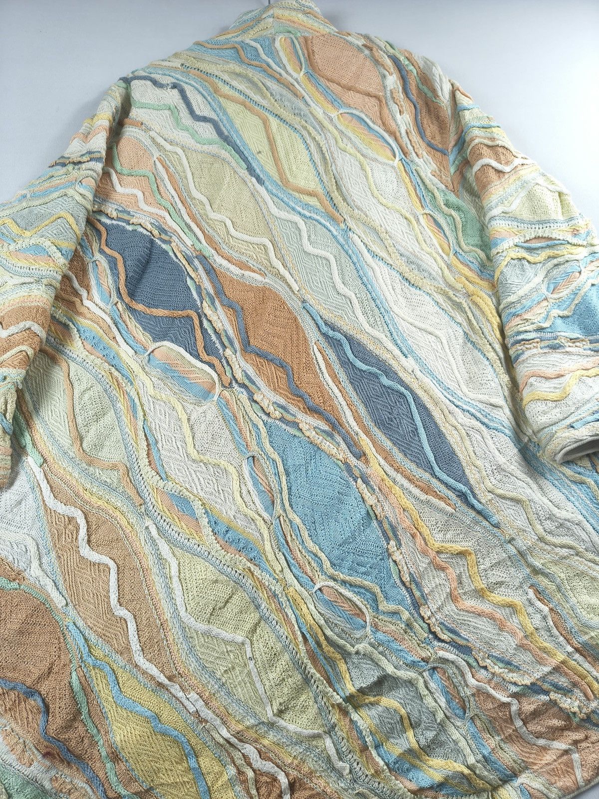 Coogi CRAZY COOGI ROBE 👘 (030) Size US M / EU 48-50 / 2 - 3 Thumbnail