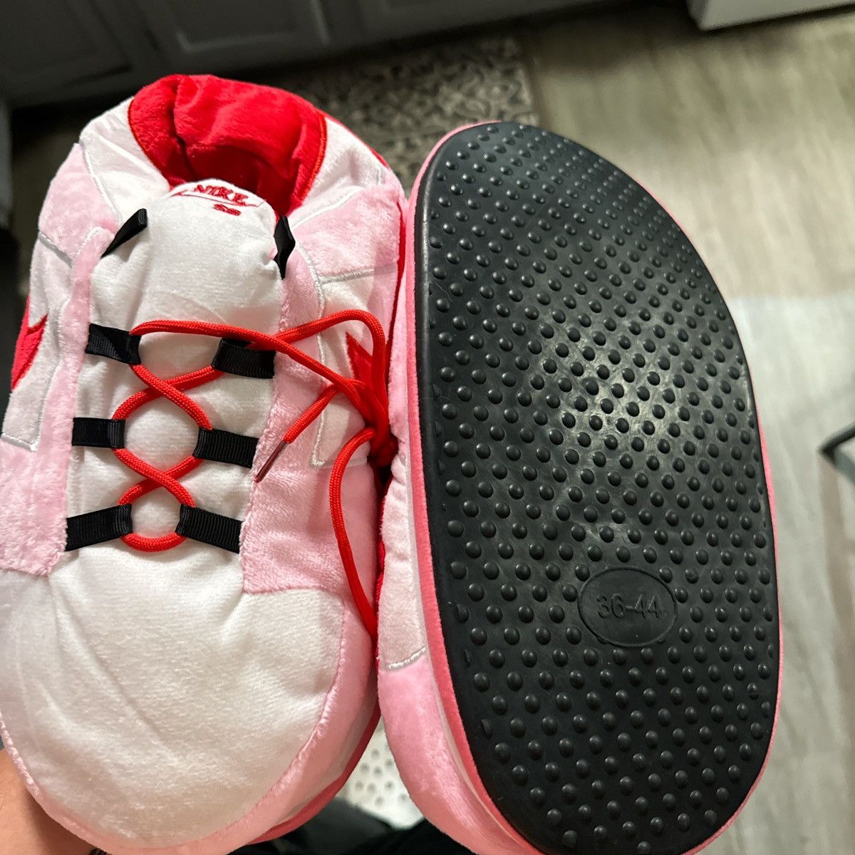 Nike New Nike SB pink & red color way slippers✌🏽🩷 Size US 10 / EU 43 - 3 Thumbnail