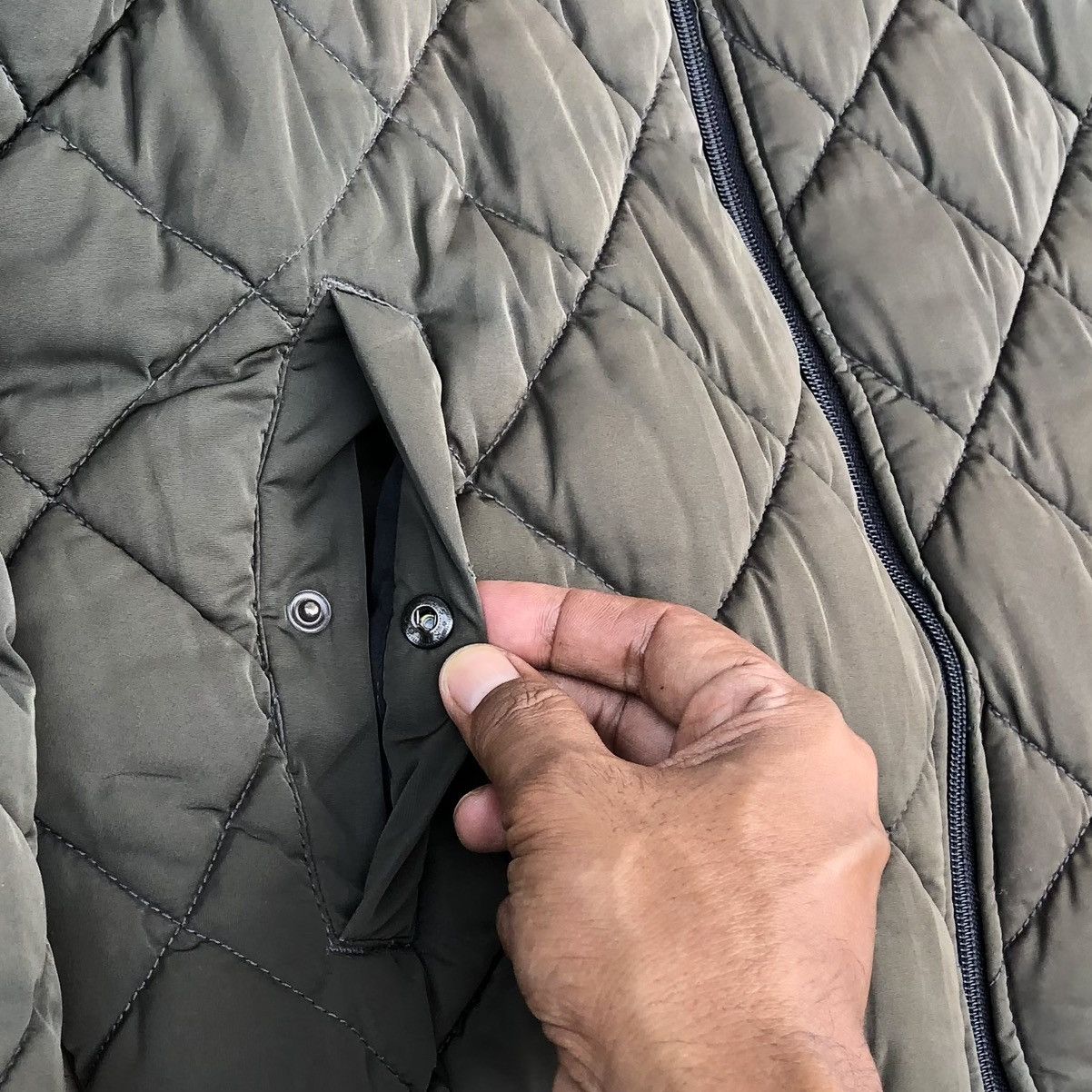 Guess Vintage Guess Est.1981 Sun Faded Quilted Bomber Jacket Size US M / EU 48-50 / 2 - 8 Thumbnail