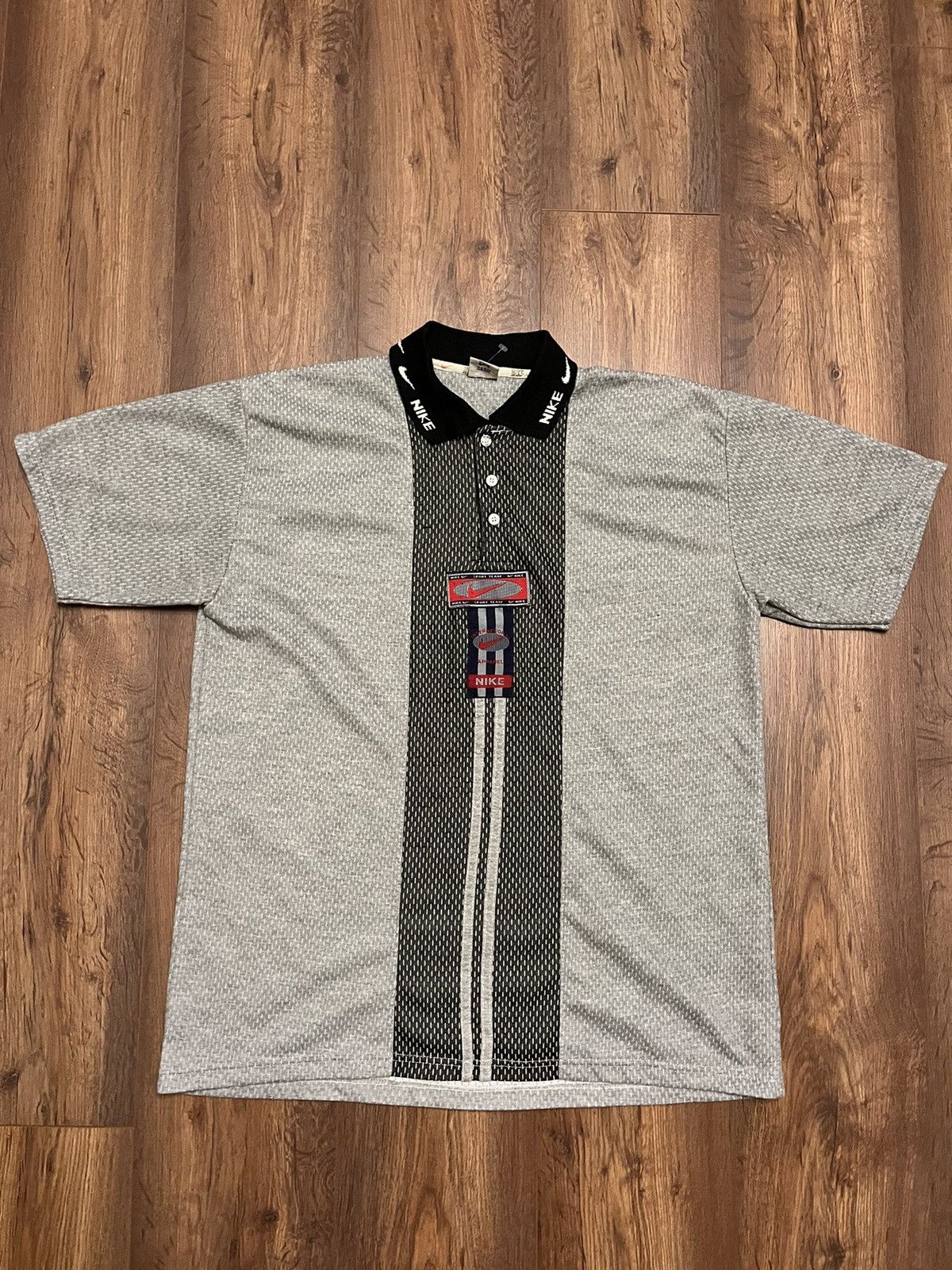 Nike Vintage 90’s Nike Polo Size US L / EU 52-54 / 3 - 1 Thumbnail