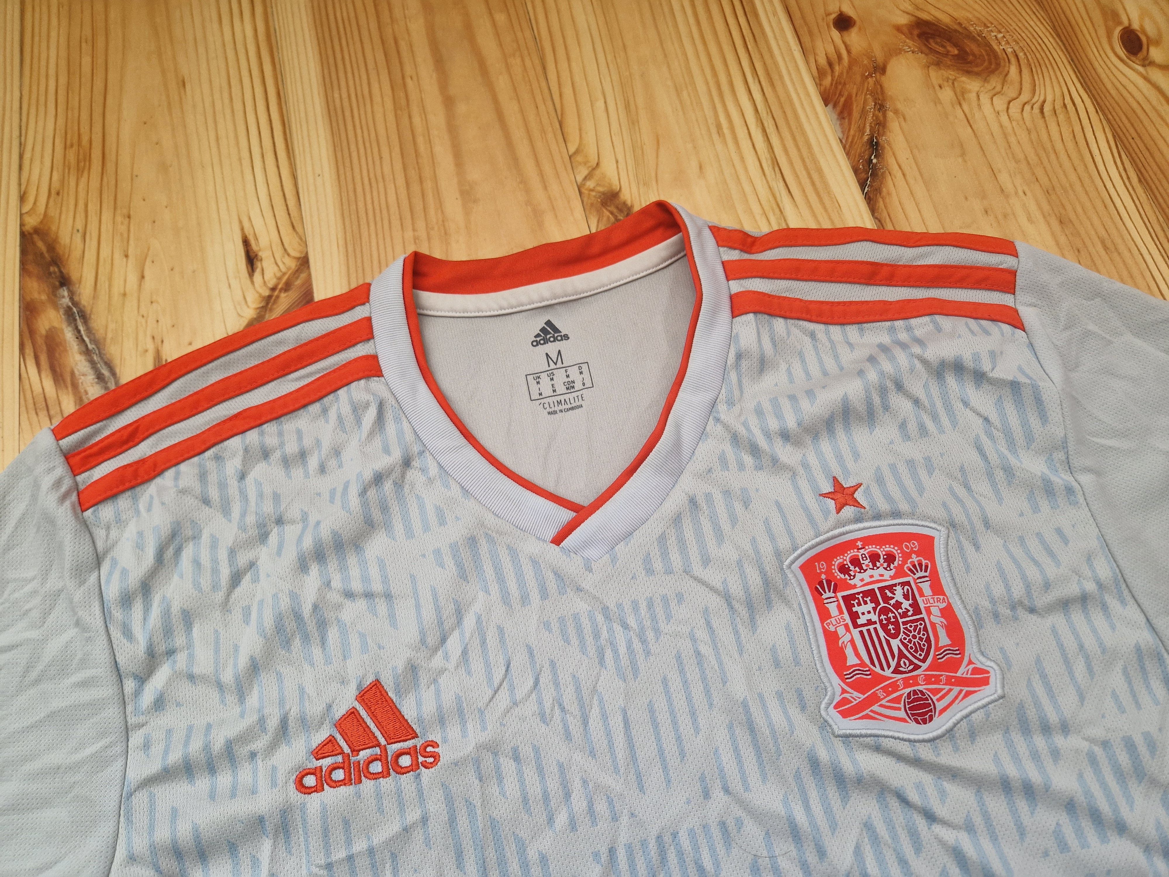Adidas Spain 2018/19 Away Jersey Adidas BR2697 World Cup Football Size US M / EU 48-50 / 2 - 3 Thumbnail