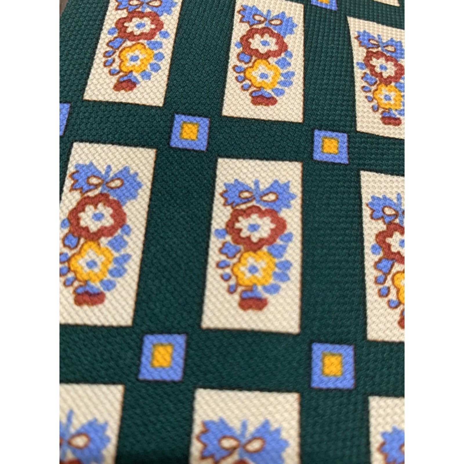Nautica Vtg Nautica Necties Tie Lot of 4 100% Silk Brand Nautica Men Tie Multicolor Silk 4 Tie Lot 100% Silk Vtg Nautica Necties Tie Lot of 4 100% Silk Size ONE SIZE - 3 Thumbnail