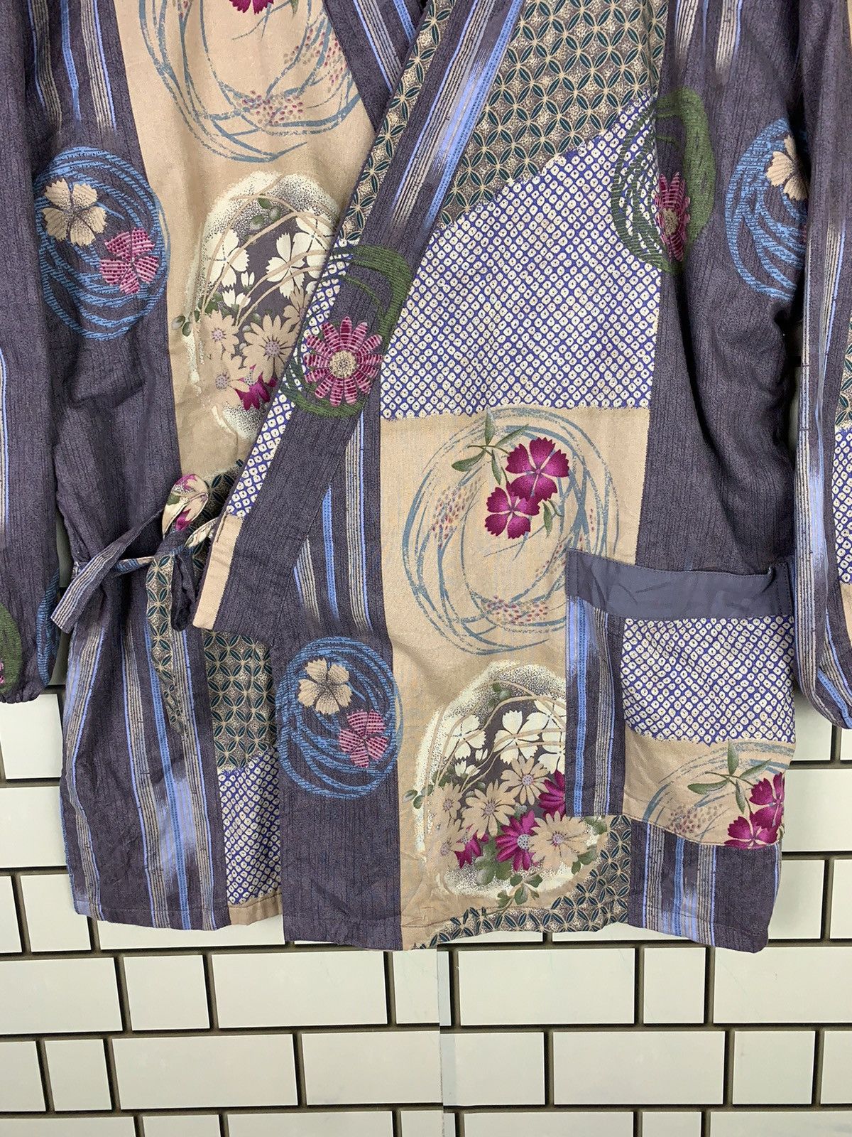 Japanese Brand × Vintage Vintage Japanese Brand Kimono Traditional Flora Designer Size US M / EU 48-50 / 2 - 6 Thumbnail