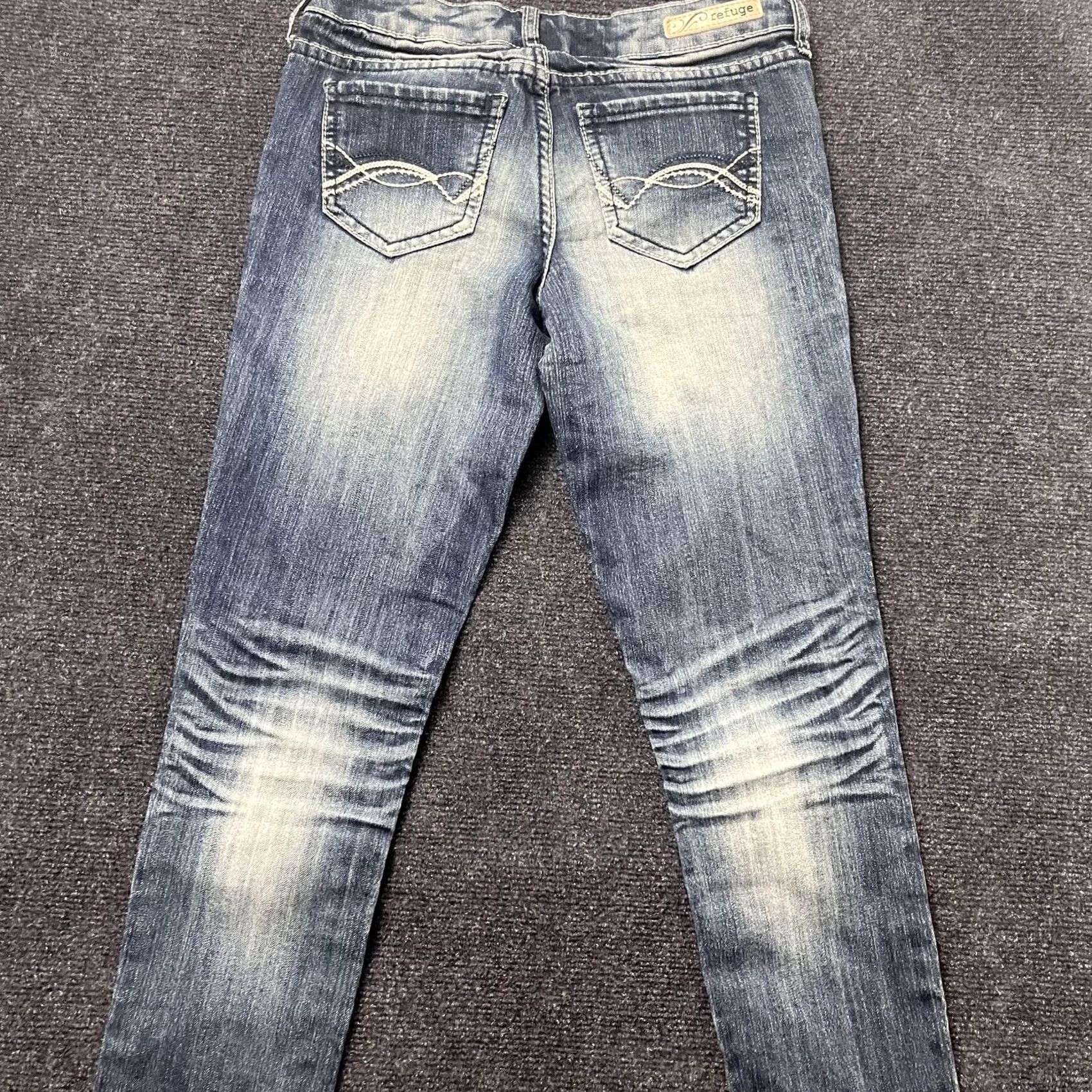 Denime VINTAGE? No. (Not Vintage) - Y2K Refuge Glam Ultra Skinny Jeans Womens 4 Medium Wash Blue Distressed Denim Size 27" / US 4 / IT 40 - 6 Thumbnail