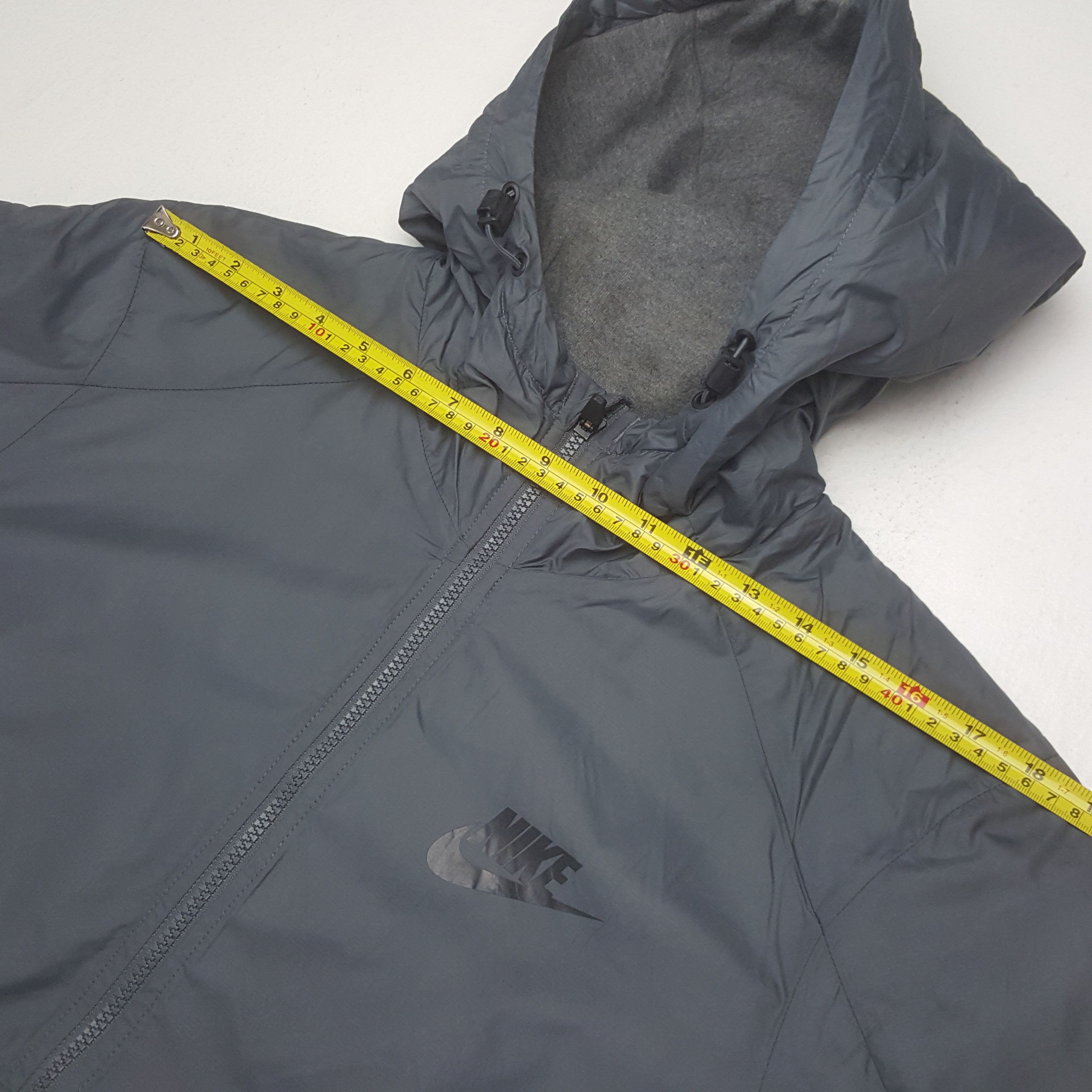 Nike Vintage Nike Windbreaker Jacket Hoodie Size US M / EU 48-50 / 2 - 5 Thumbnail