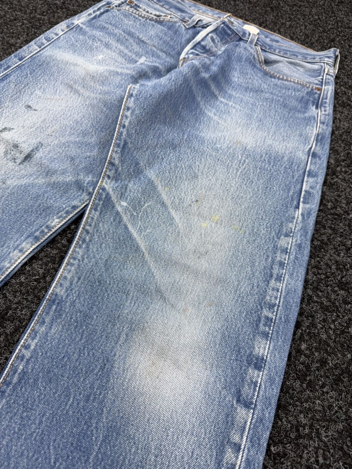 Levi's Vintage Clothing Vintage 90s Levi’s 501XX Distressed Western USA Faded Jeans Size US 32 / EU 48 - 6 Thumbnail