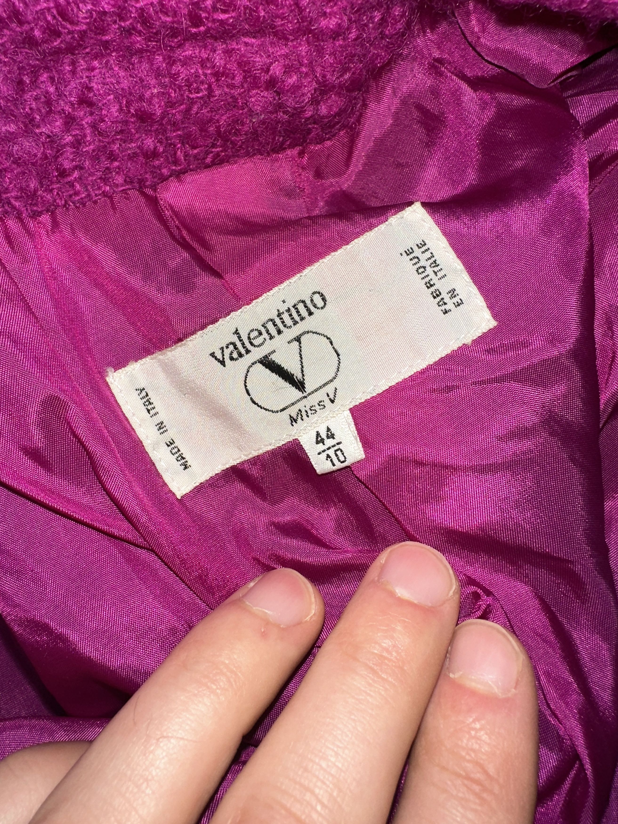 Valentino Valentino Miss V Boucle Wool Cropped Jacket Pink size S 44 Size S / US 4 / IT 40 - 3 Thumbnail
