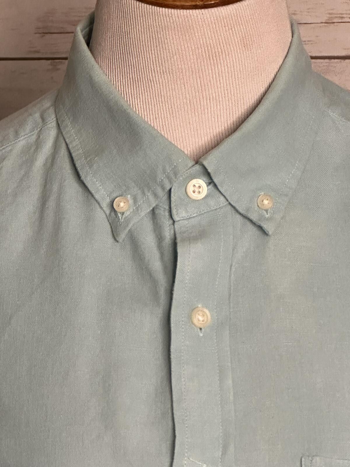 Banana Republic Banana Republic Men's linen-blend button-down shirt Med blue Size US M / EU 48-50 / 2 - 2 Thumbnail