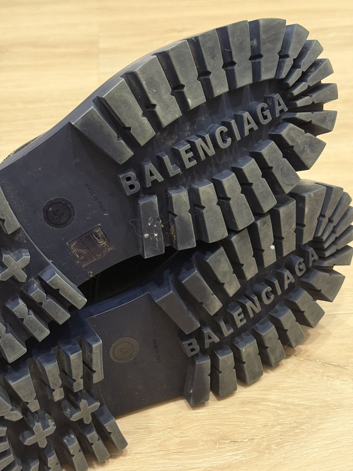 Balenciaga Balenciaga Strike Boots Size US 11 / EU 44 - 20 Thumbnail