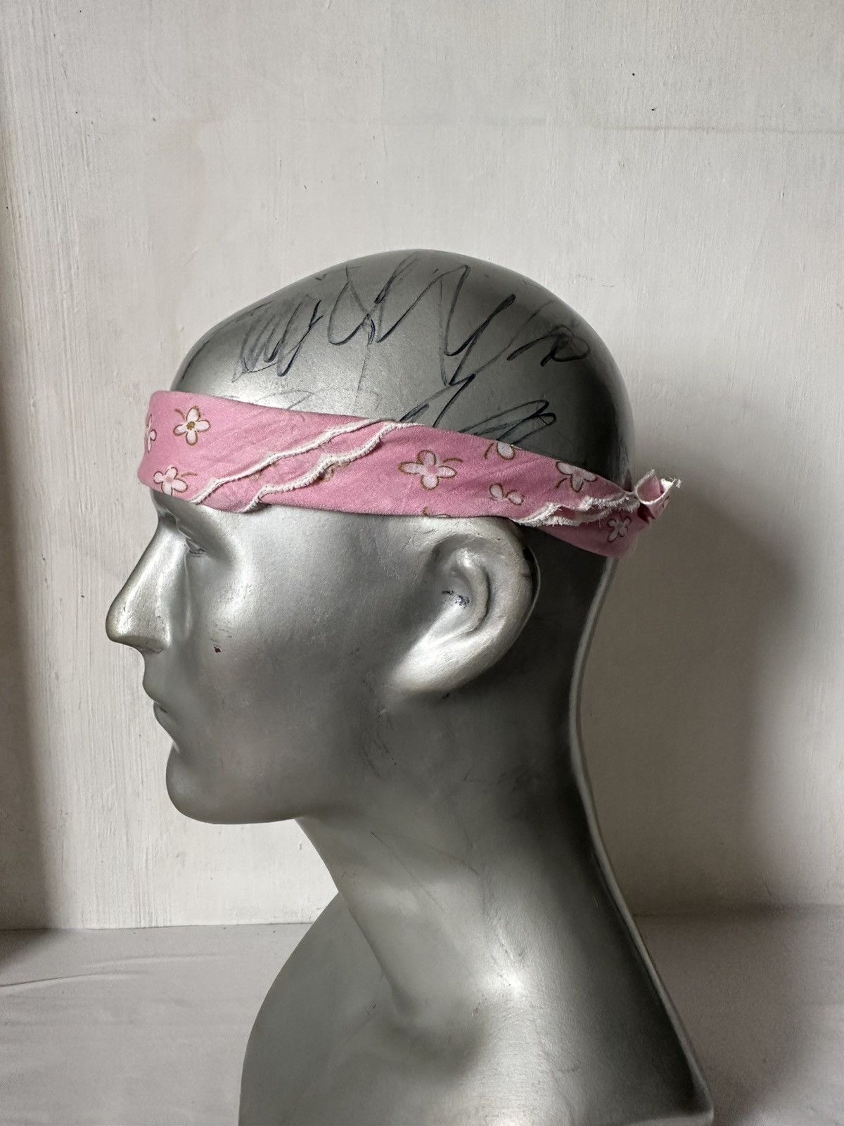 Vintage Vintage Courreges Handkerchief/ Neckerchief/ Bandana Size ONE SIZE - 12 Thumbnail