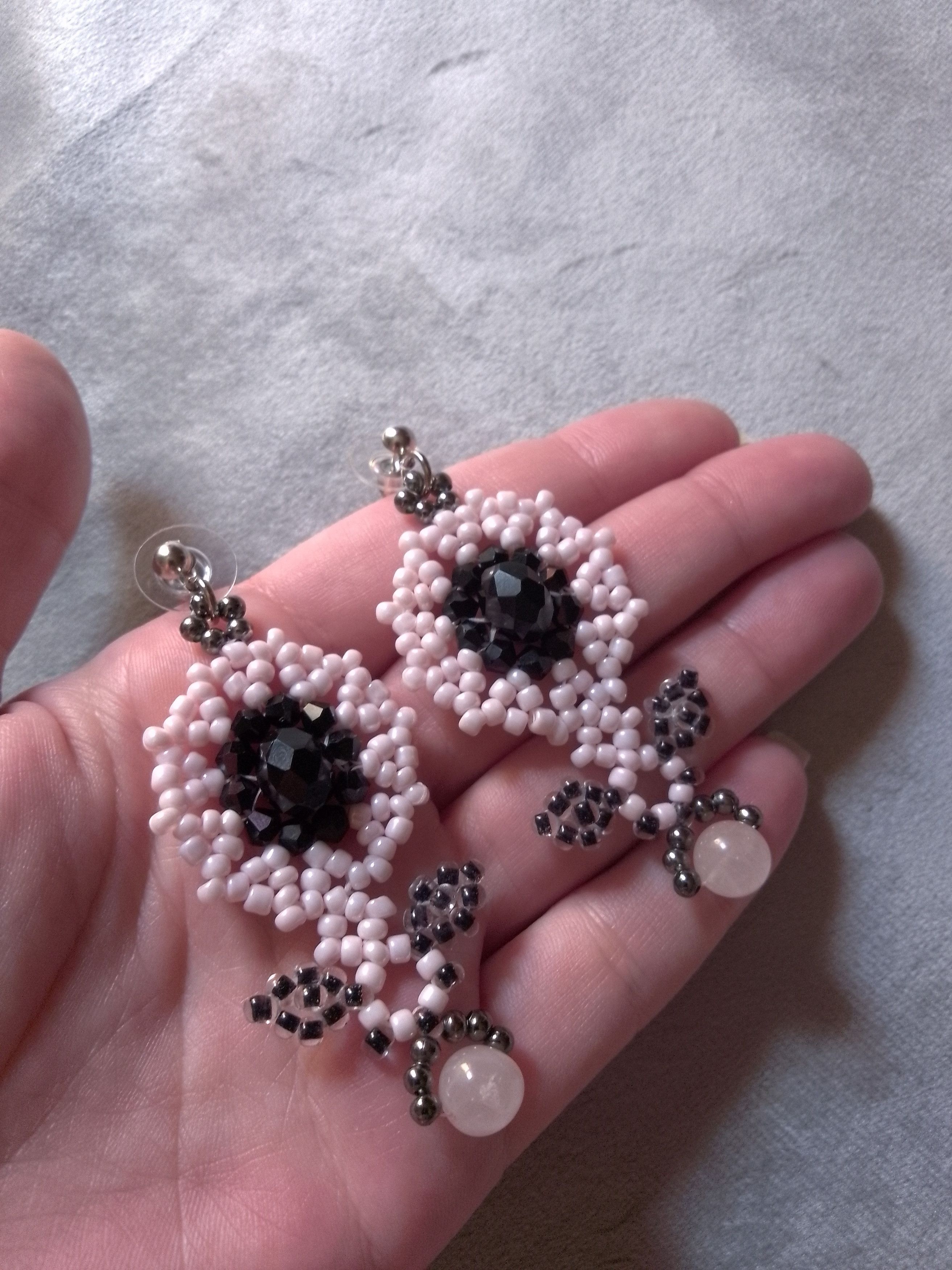Handmade Dangling Earrings Rose quartz gemstones Pink Black Size ONE SIZE - 3 Thumbnail