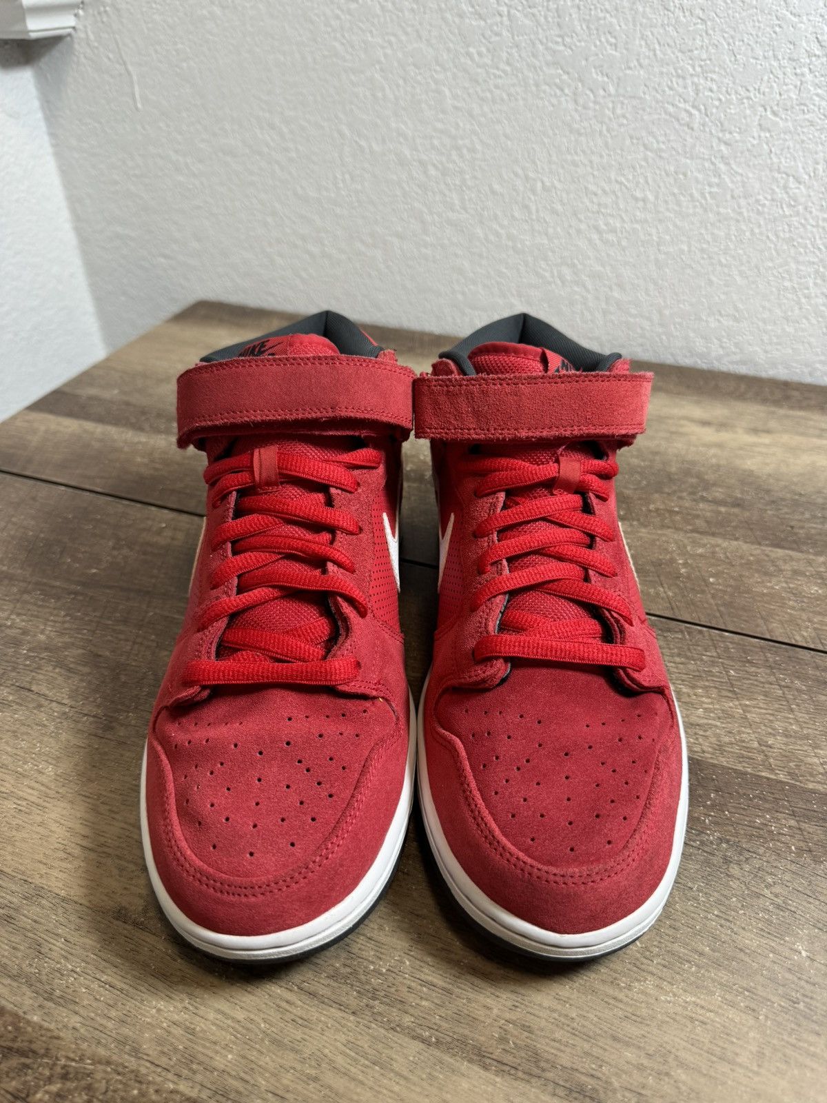 Nike Nike Dunk SB Mid Hyper Red White - Size 11 Sneakers Shoes Size US 11 / EU 44 - 3 Thumbnail