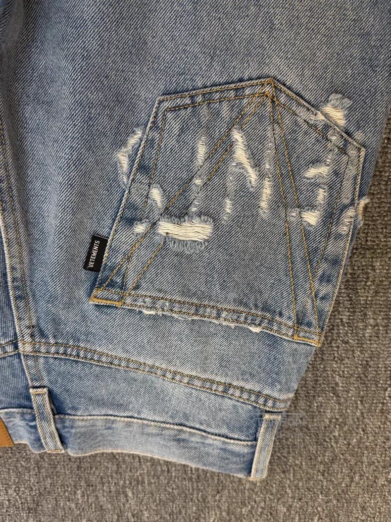 Vetements VETEMENTS Size XS Ladies Ripped Denim Jeans Size 23" - 3 Thumbnail