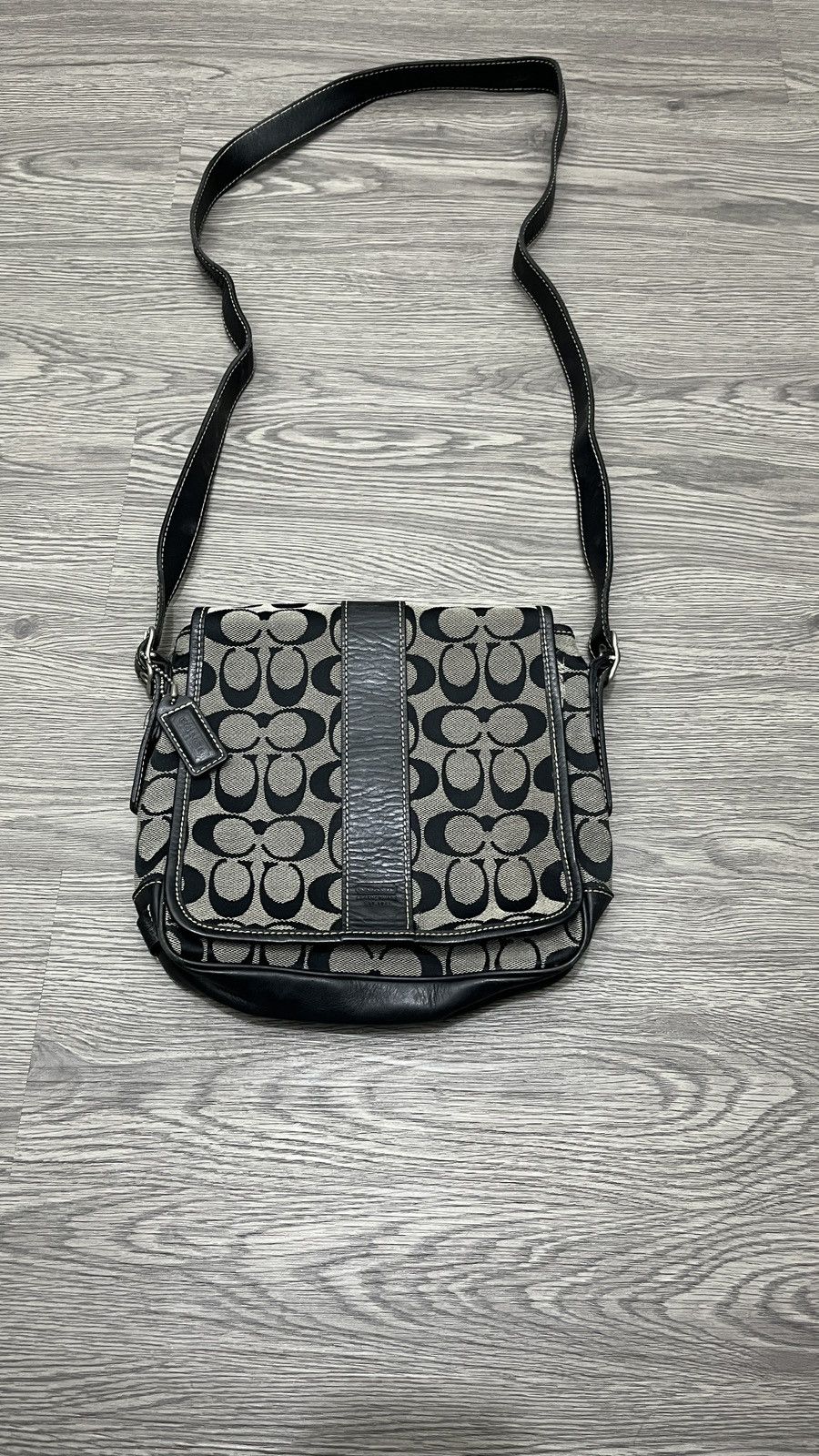 Coach Vintage Coach Monogram Crossbody Bag 🟥 Size ONE SIZE - 3 Thumbnail