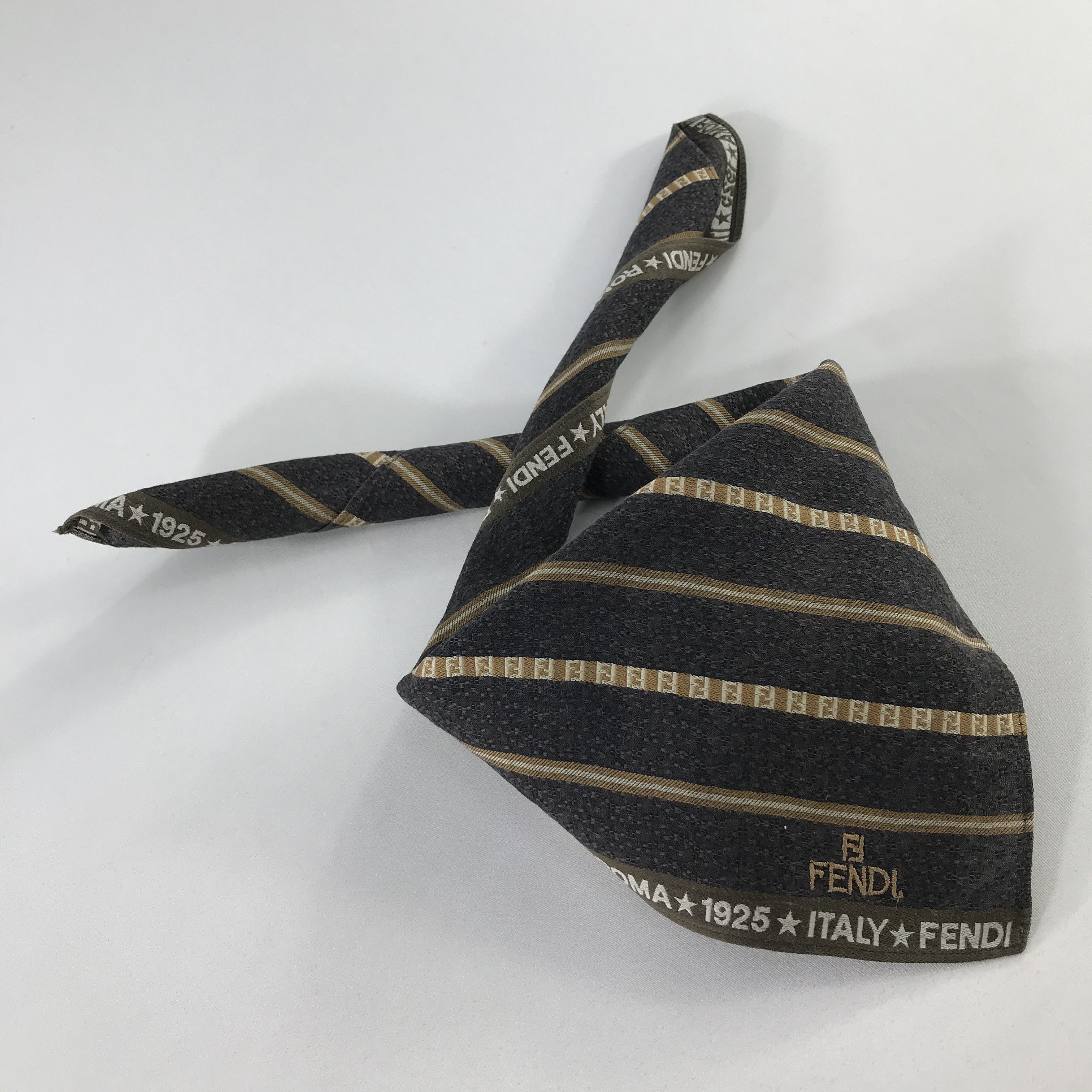 Vintage Fendi Handkerchief / Neckerchief / Bandana Size ONE SIZE - 2 Thumbnail