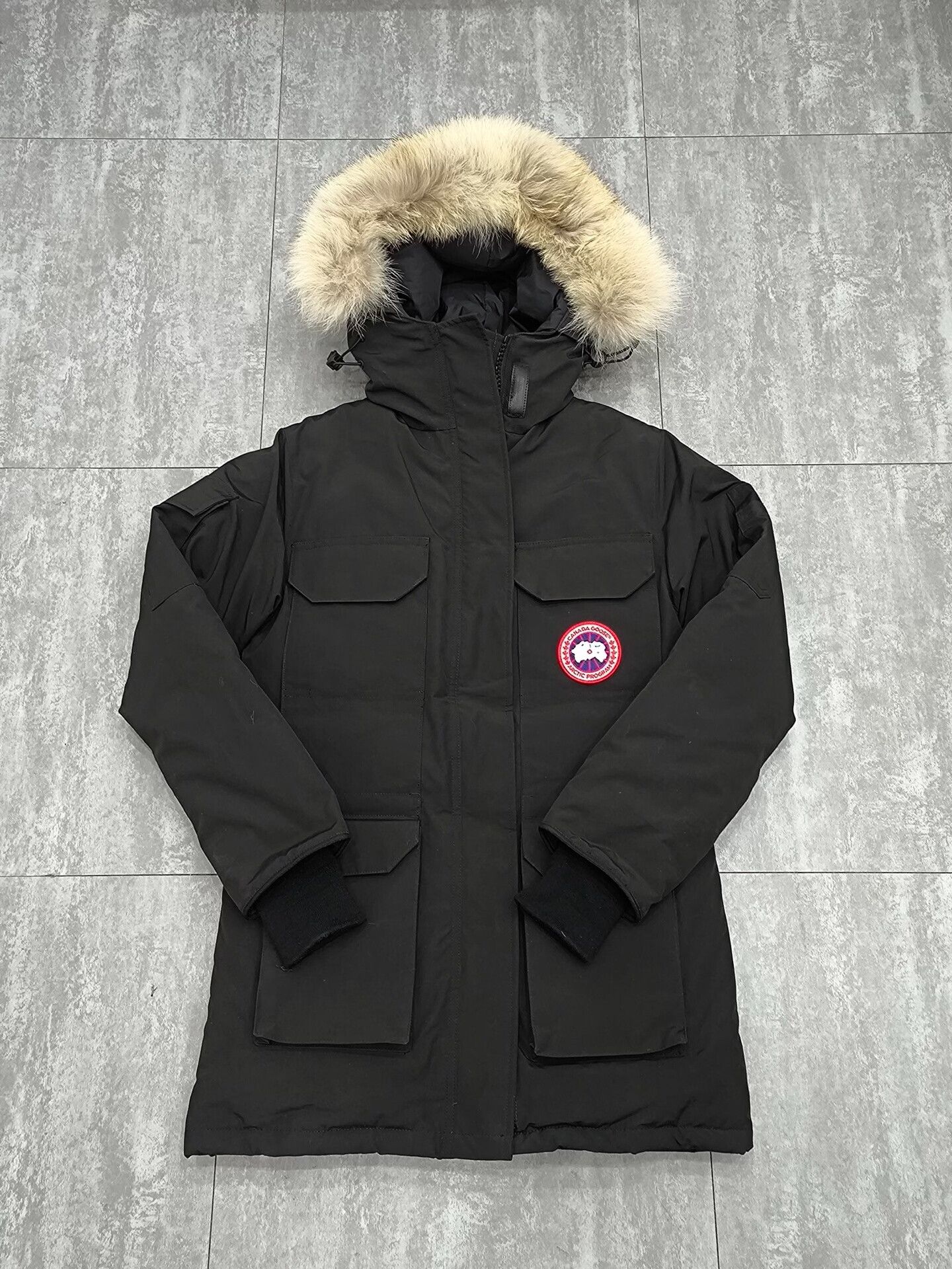 Canada Goose Canada Goose Black Jacket S Women Size S / US 4 / IT 40 - 1 Thumbnail