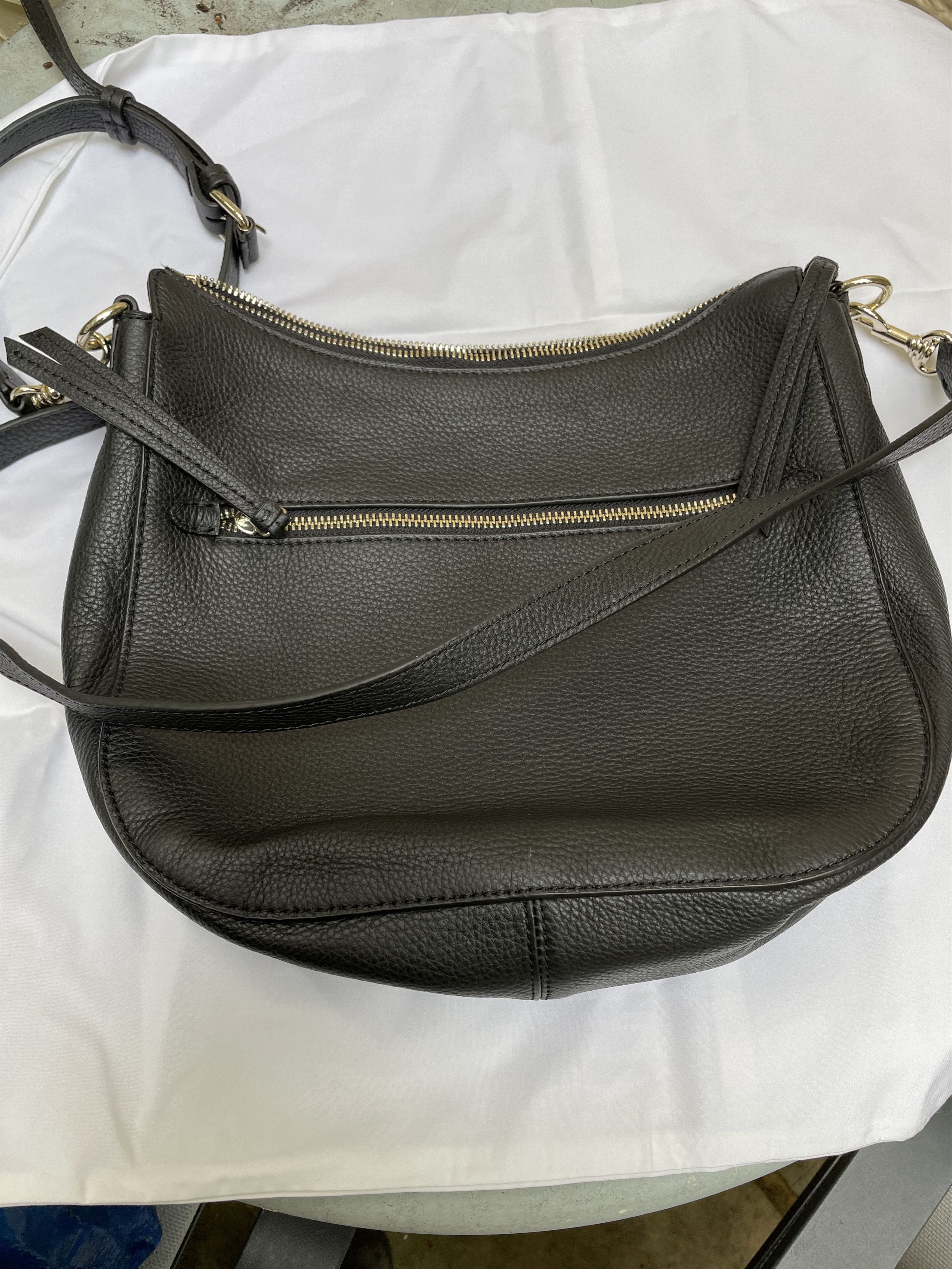 Banana Republic Crossbody bag New Without Tag. Black. Shoulder Strap Size ONE SIZE - 1 Thumbnail