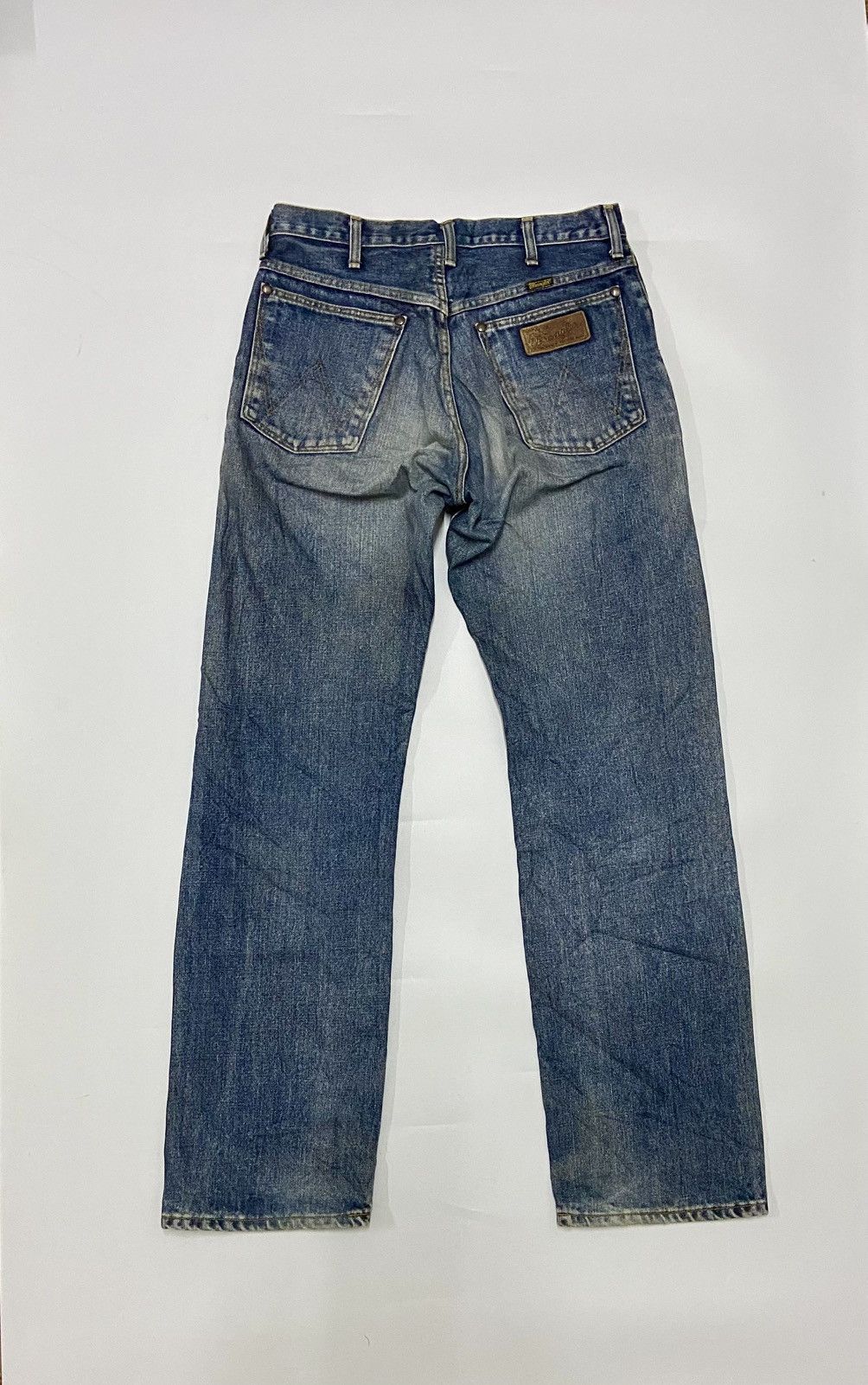 Wrangler VINTAGE WRANGLER BLUE BELLS DISTRESSED JEANS Size US 31 - 2 Thumbnail
