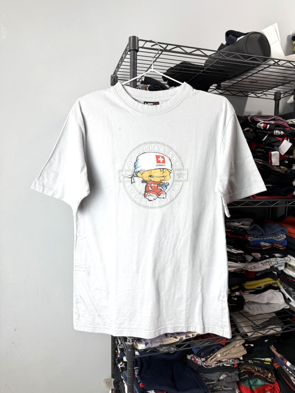 Vintage Vintage Ski Instructor Blind Style Skateboards T Shirt Size US S / EU 44-46 / 1 - 1 Thumbnail