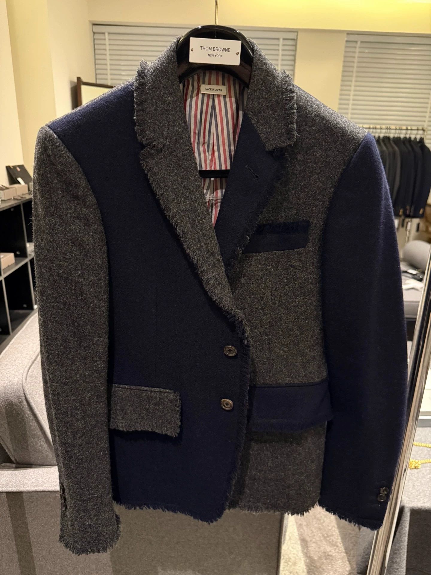 Thom Browne TB SS Charcoal & Navy Colorblock Slim Suit Jacket Size US M / EU 48-50 / 2 - 1 Thumbnail