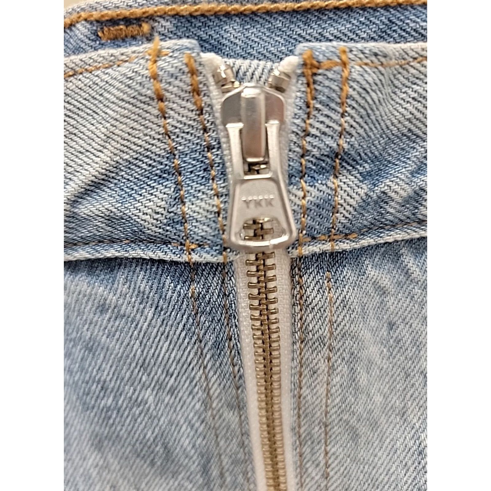 Levi's NWT Levi's Denim Skirt Full Zipper Front Size 32 Mini Short Pockets Women Skirt Spring Summer Fall Vintage No Mens Girls Mens Size 24" / US 00 / IT 34 - 5 Thumbnail