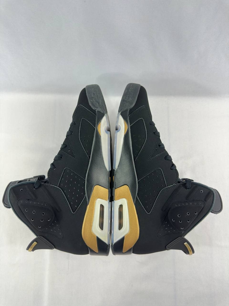 Nike Nike Air Jordan 6 Retro 'Defining Moments' 2020 CT4954-00 Size US 12 / EU 45 - 10 Thumbnail