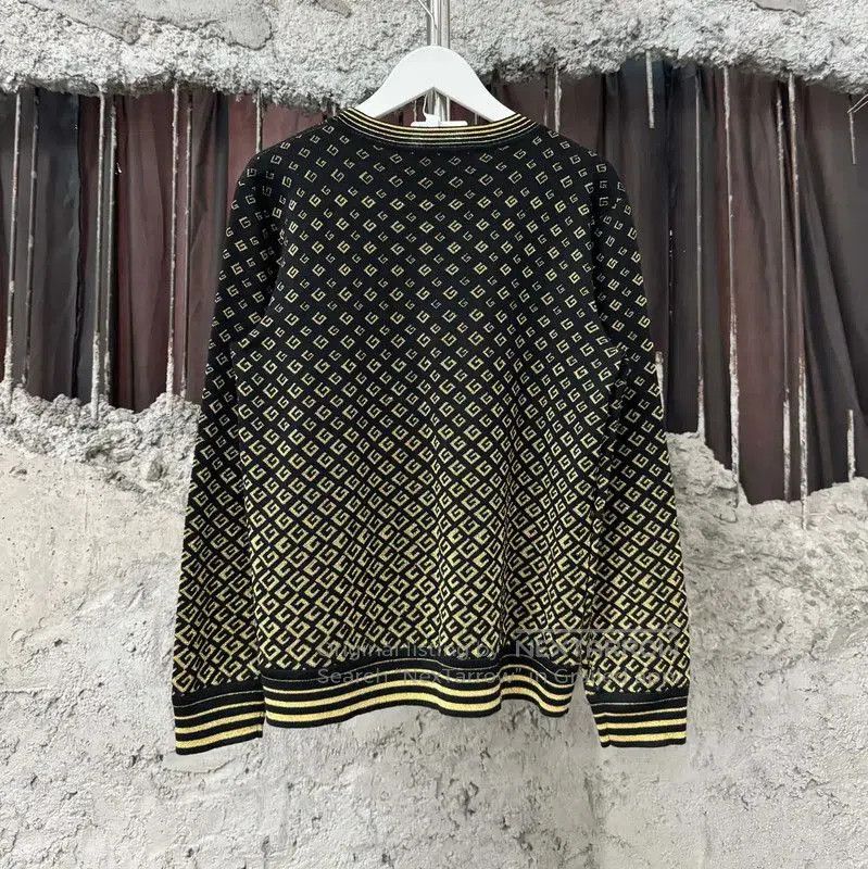 Fendi Fendi Colorful Knitted Sweater for Women . Size S / US 4 / IT 40 - 2 Thumbnail