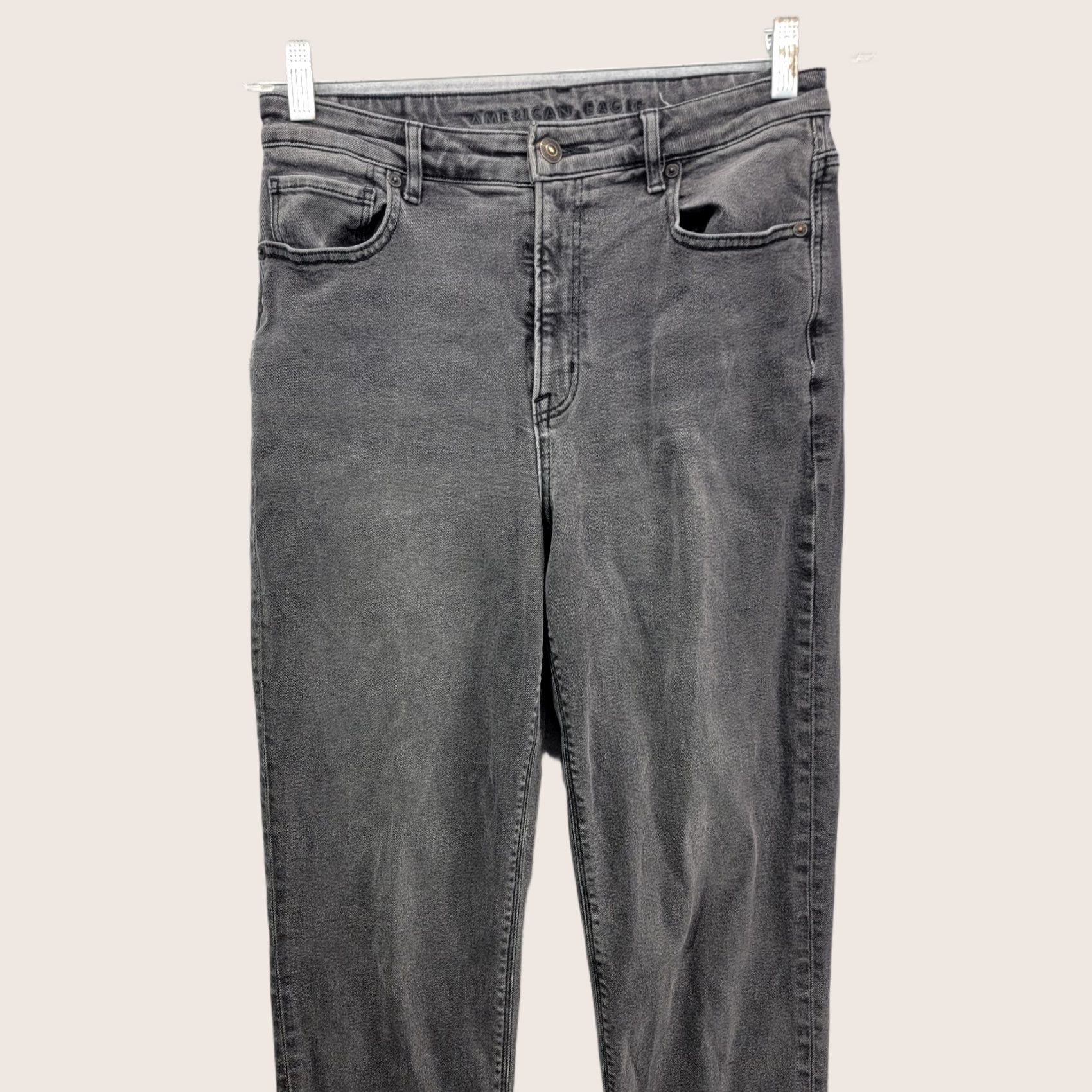 American Eagle Outfitters American Eagle Outfitters Jeans Women 8 Regular Mom Black High Rise Stretch Denim 5-Pocket (Inseam 27) Vintage: No Size 30" / US 8 / IT 44 - 1 Thumbnail