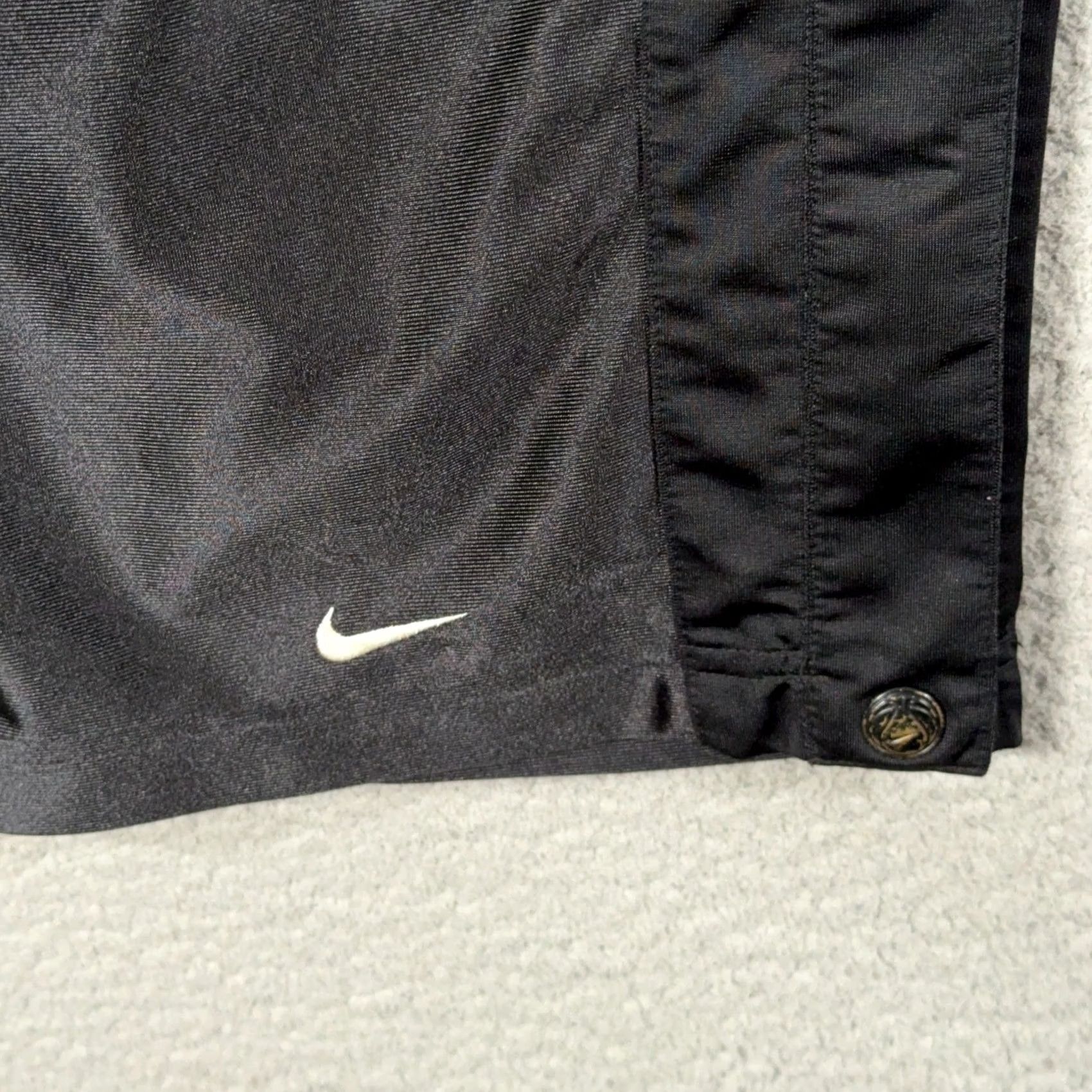 Nike VINTAGE Nike Breakaway Pant XL Black Y2K Dazzle Shiny Satin Tear Away Snap Baggy Track Pants Mens XL Black 90s Shiny Sports Size US 36 / EU 52 - 4 Thumbnail